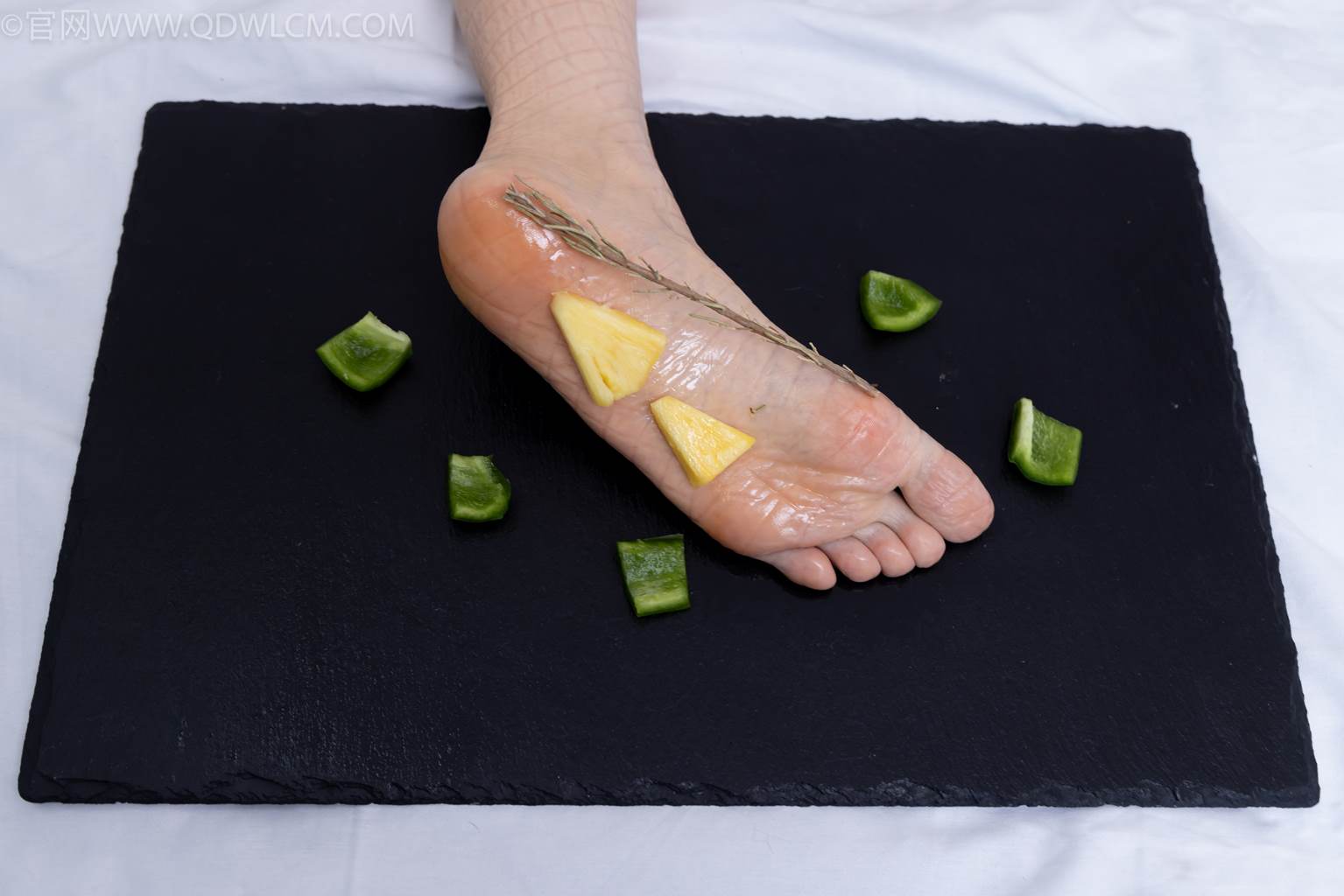 图片[47]-物恋传媒 NO.2486 菜菜-高跟鞋、厚黑丝、裸足(1)[130P] – 速更版-美库