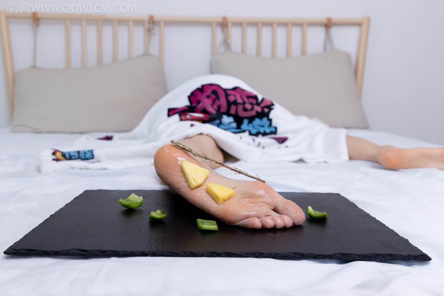 图片[51]-物恋传媒 NO.2486 菜菜-高跟鞋、厚黑丝、裸足(1)[130P] – 速更版-美库