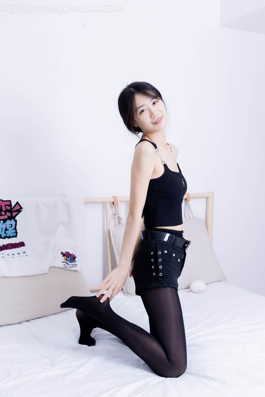 图片[18]-物恋传媒 NO.2486 菜菜-高跟鞋、厚黑丝、裸足(2)[129P] – 速更版-美库