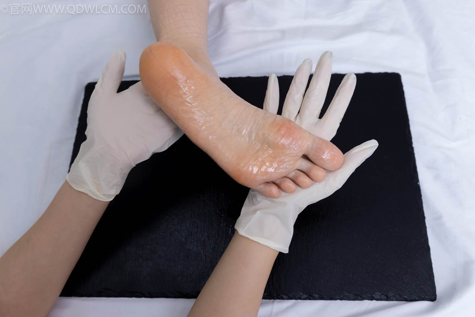 图片[86]-物恋传媒 NO.2486 菜菜-高跟鞋、厚黑丝、裸足(1)[130P] – 速更版-美库