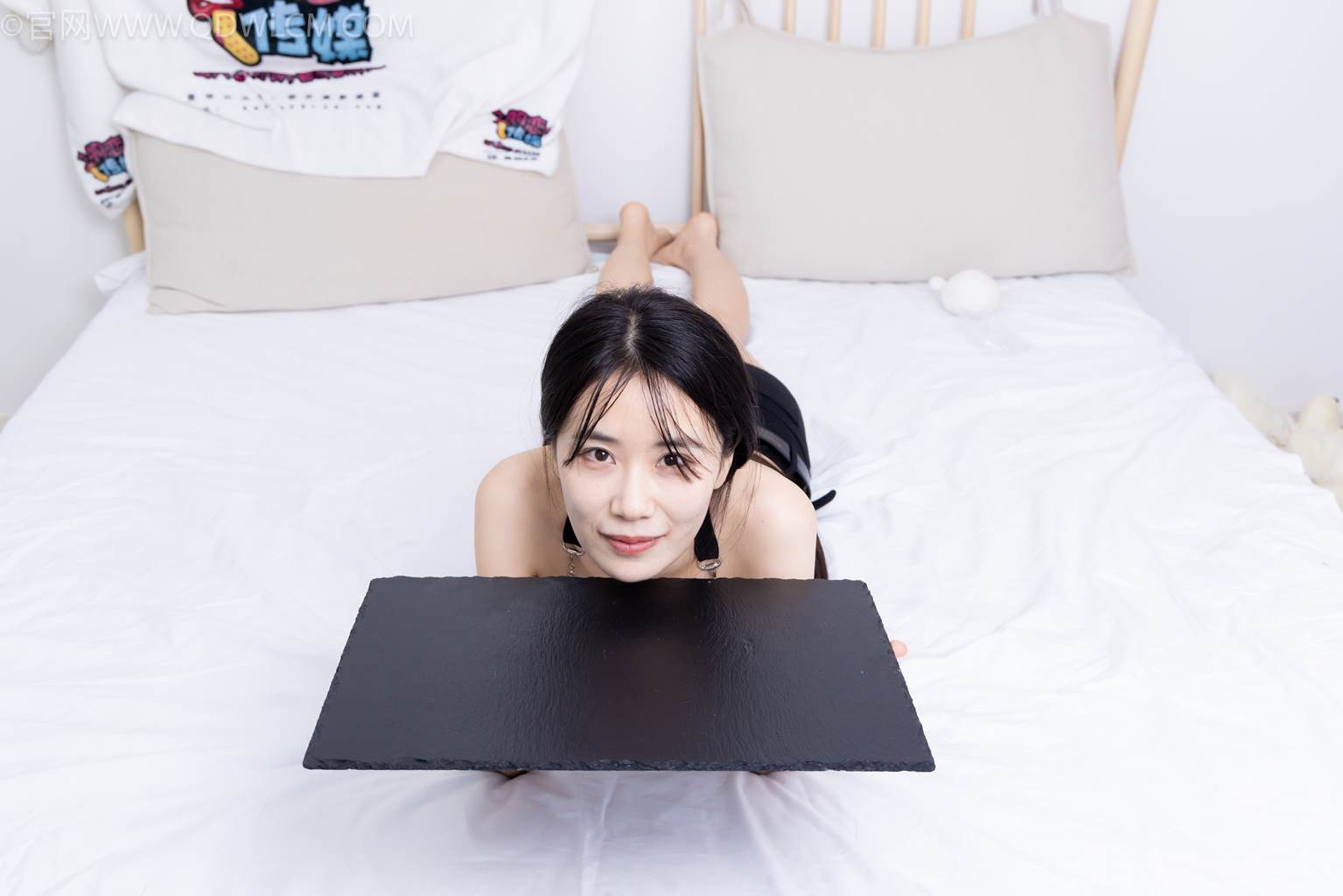 图片[54]-物恋传媒 NO.2486 菜菜-高跟鞋、厚黑丝、裸足(2)[129P] – 速更版-美库