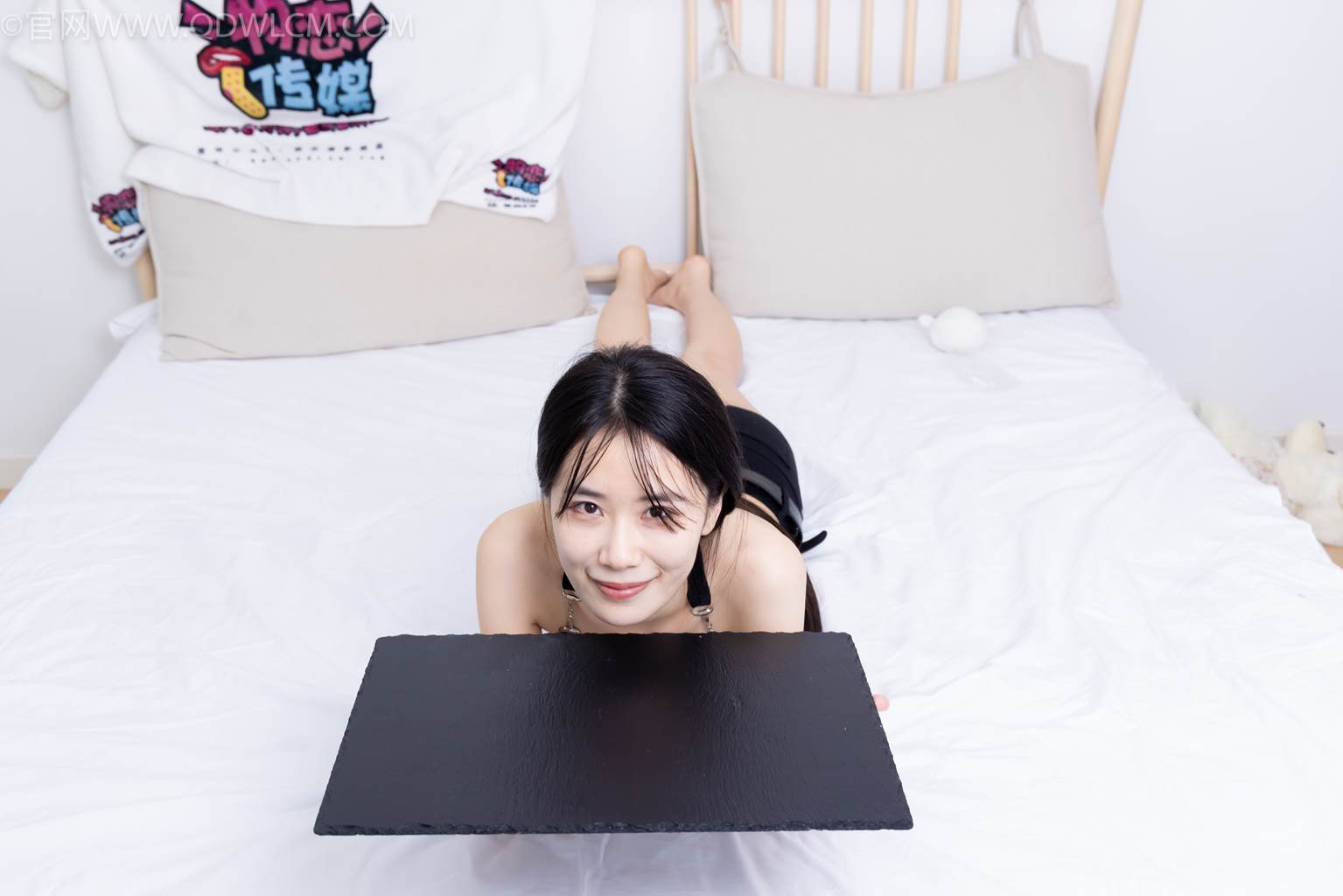 图片[55]-物恋传媒 NO.2486 菜菜-高跟鞋、厚黑丝、裸足(2)[129P] – 速更版-美库