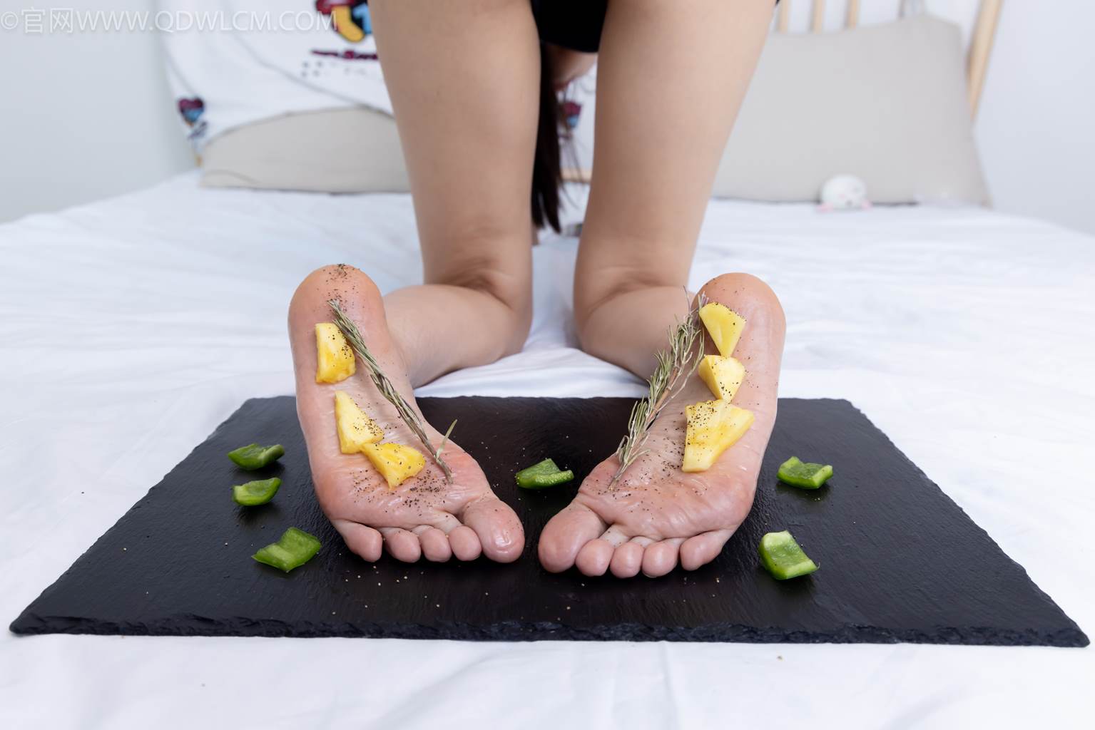 图片[114]-物恋传媒 NO.2486 菜菜-高跟鞋、厚黑丝、裸足(1)[130P] – 速更版-美库