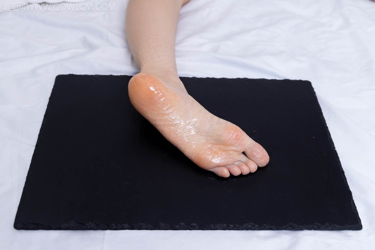 图片[84]-物恋传媒 NO.2486 菜菜-高跟鞋、厚黑丝、裸足(2)[129P] – 速更版-美库