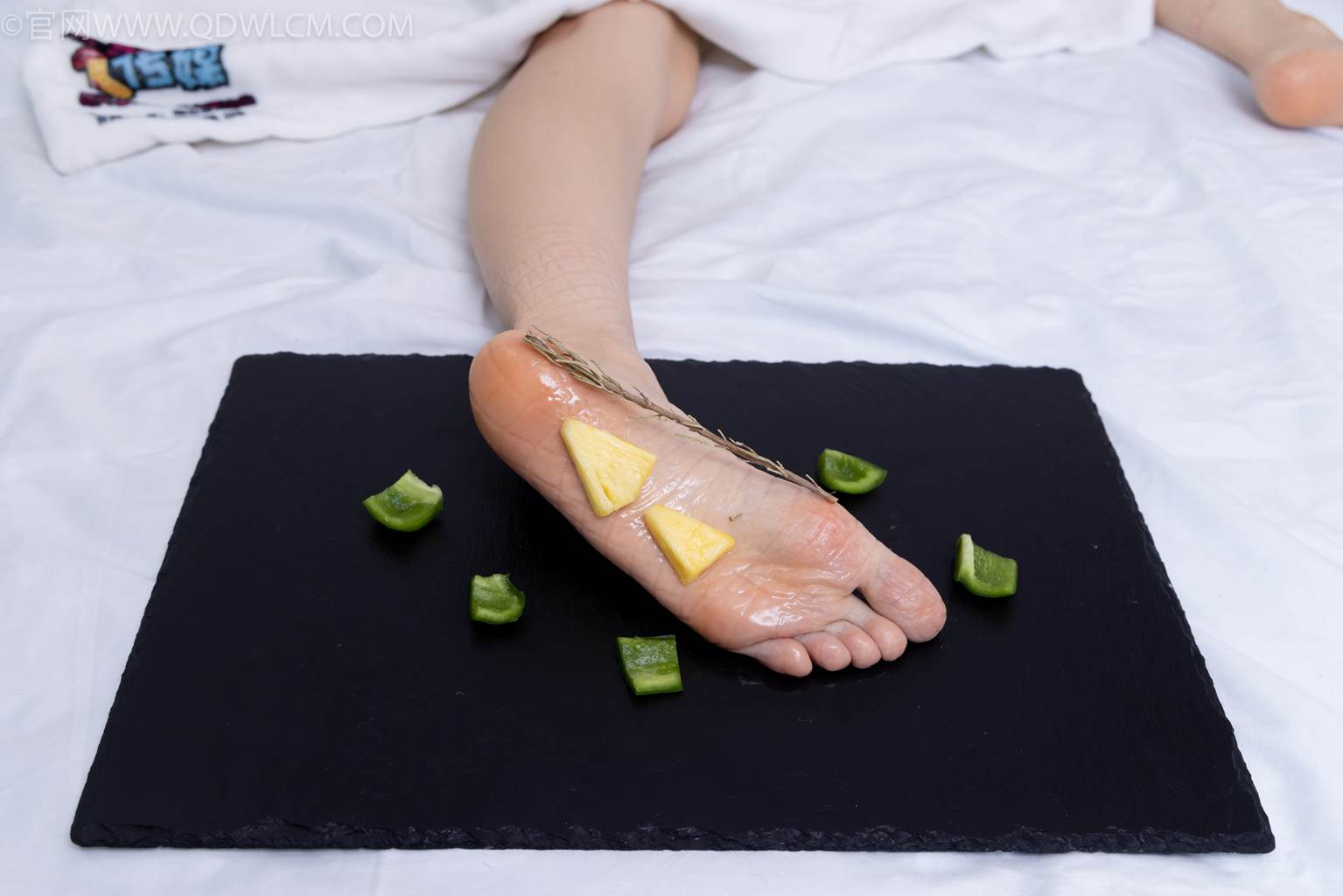 图片[87]-物恋传媒 NO.2486 菜菜-高跟鞋、厚黑丝、裸足(2)[129P] – 速更版-美库