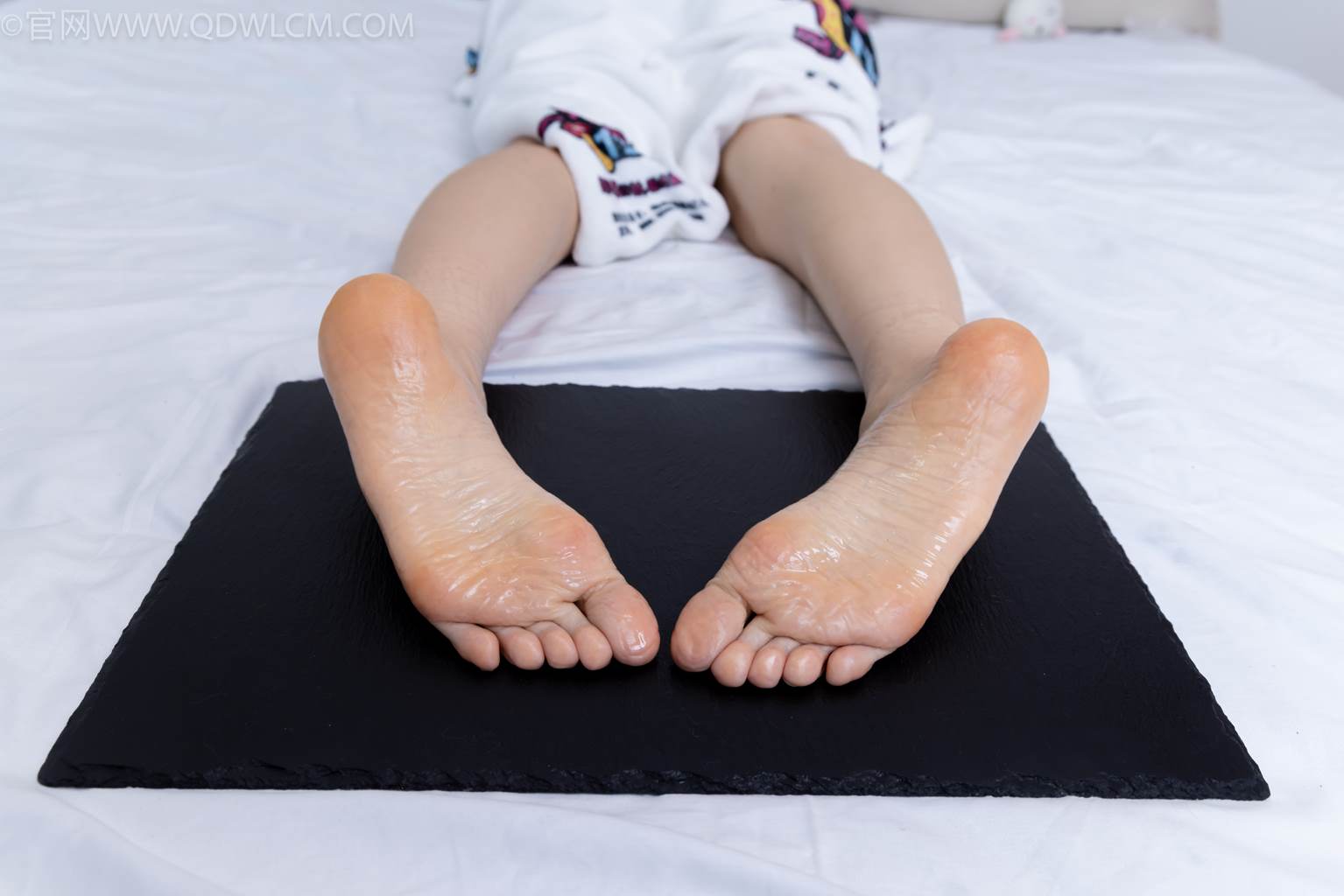 图片[118]-物恋传媒 NO.2486 菜菜-高跟鞋、厚黑丝、裸足(2)[129P] – 速更版-美库