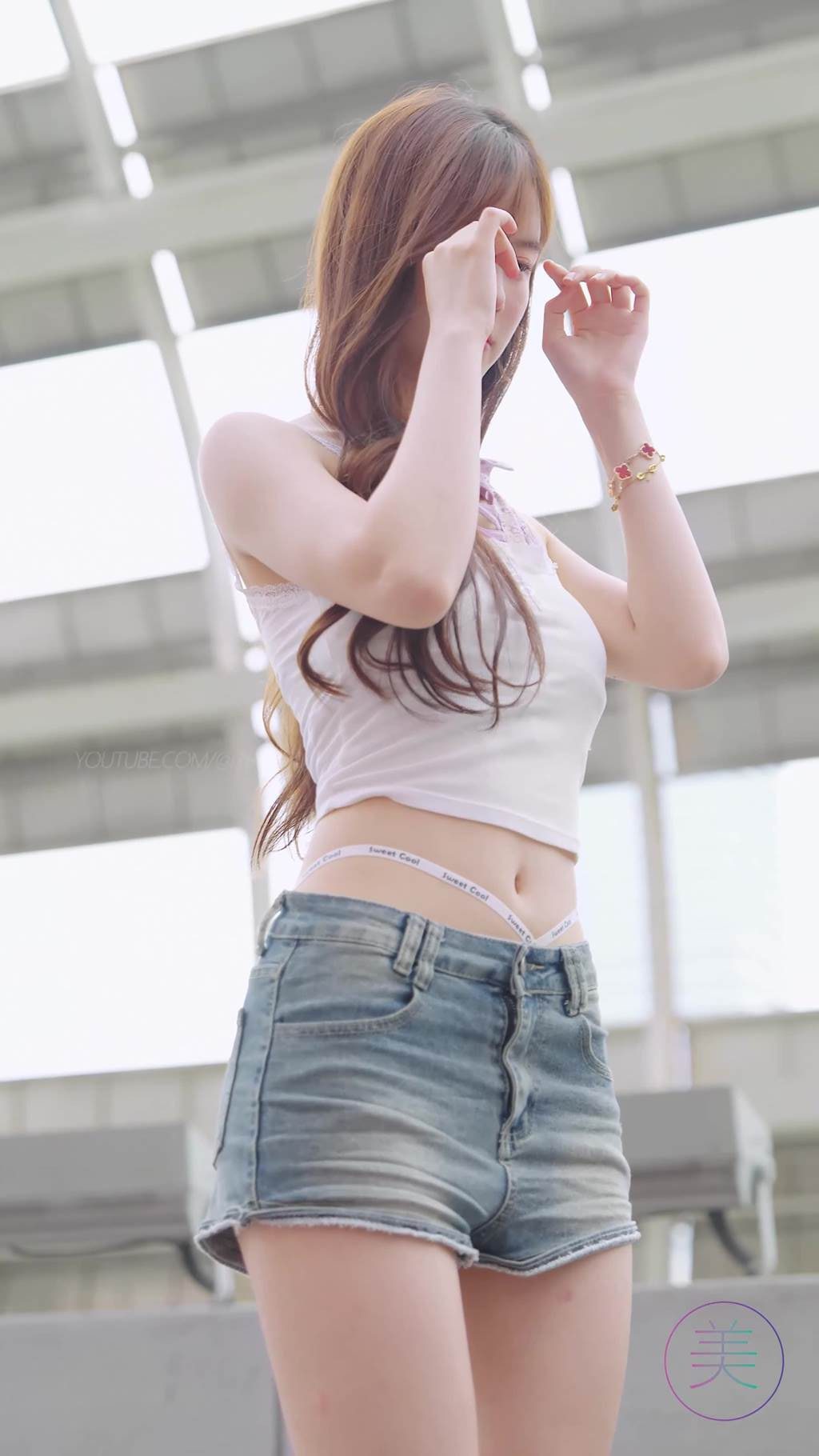 图片[27]-NO.1571 2024 广州车展 网红美女车模 beautyleg LOOKBOOK 27[30P] – 速更版-美库