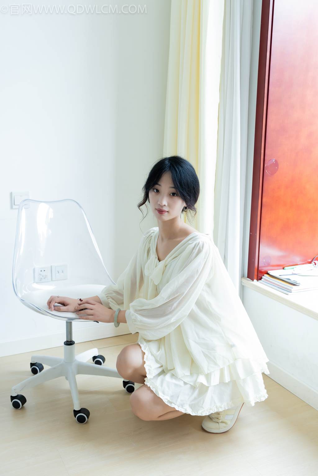 图片[14]-物恋传媒 NO.2489 南南-板鞋、白棉袜、裸足[150P] – 速更版-美库