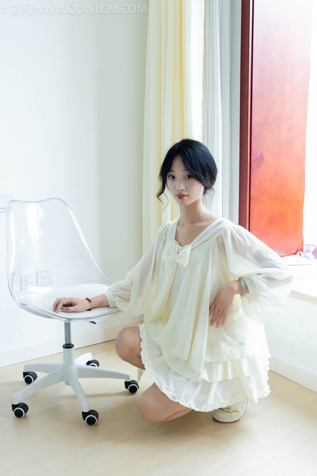 图片[17]-物恋传媒 NO.2489 南南-板鞋、白棉袜、裸足[150P] – 速更版-美库