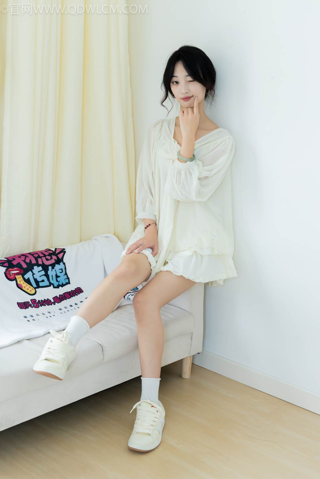 图片[45]-物恋传媒 NO.2489 南南-板鞋、白棉袜、裸足[150P] – 速更版-美库