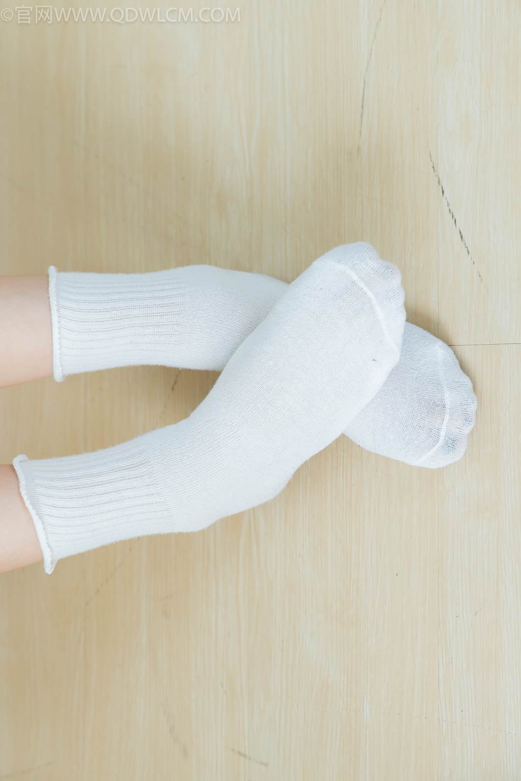 图片[55]-物恋传媒 NO.2489 南南-板鞋、白棉袜、裸足[150P] – 速更版-美库