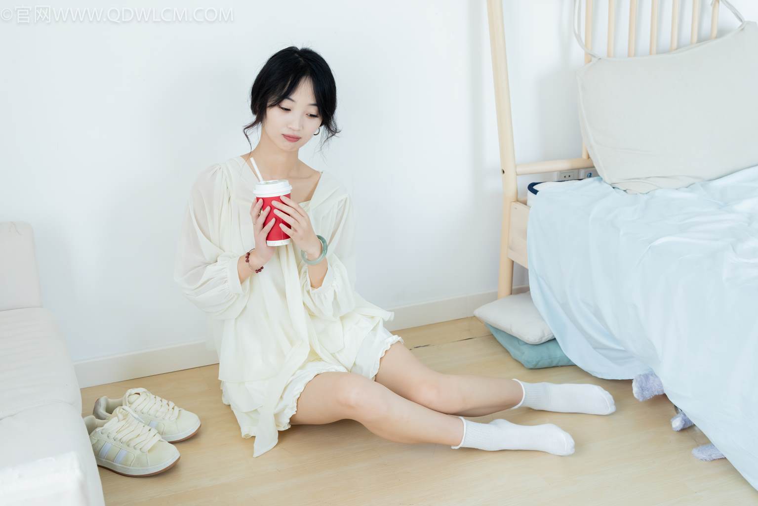 图片[63]-物恋传媒 NO.2489 南南-板鞋、白棉袜、裸足[150P] – 速更版-美库