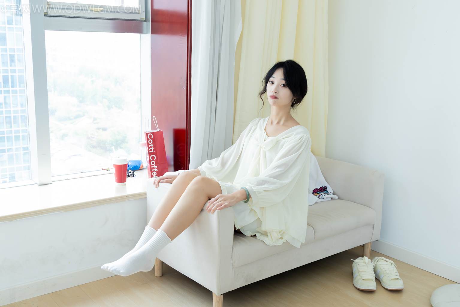 图片[73]-物恋传媒 NO.2489 南南-板鞋、白棉袜、裸足[150P] – 速更版-美库