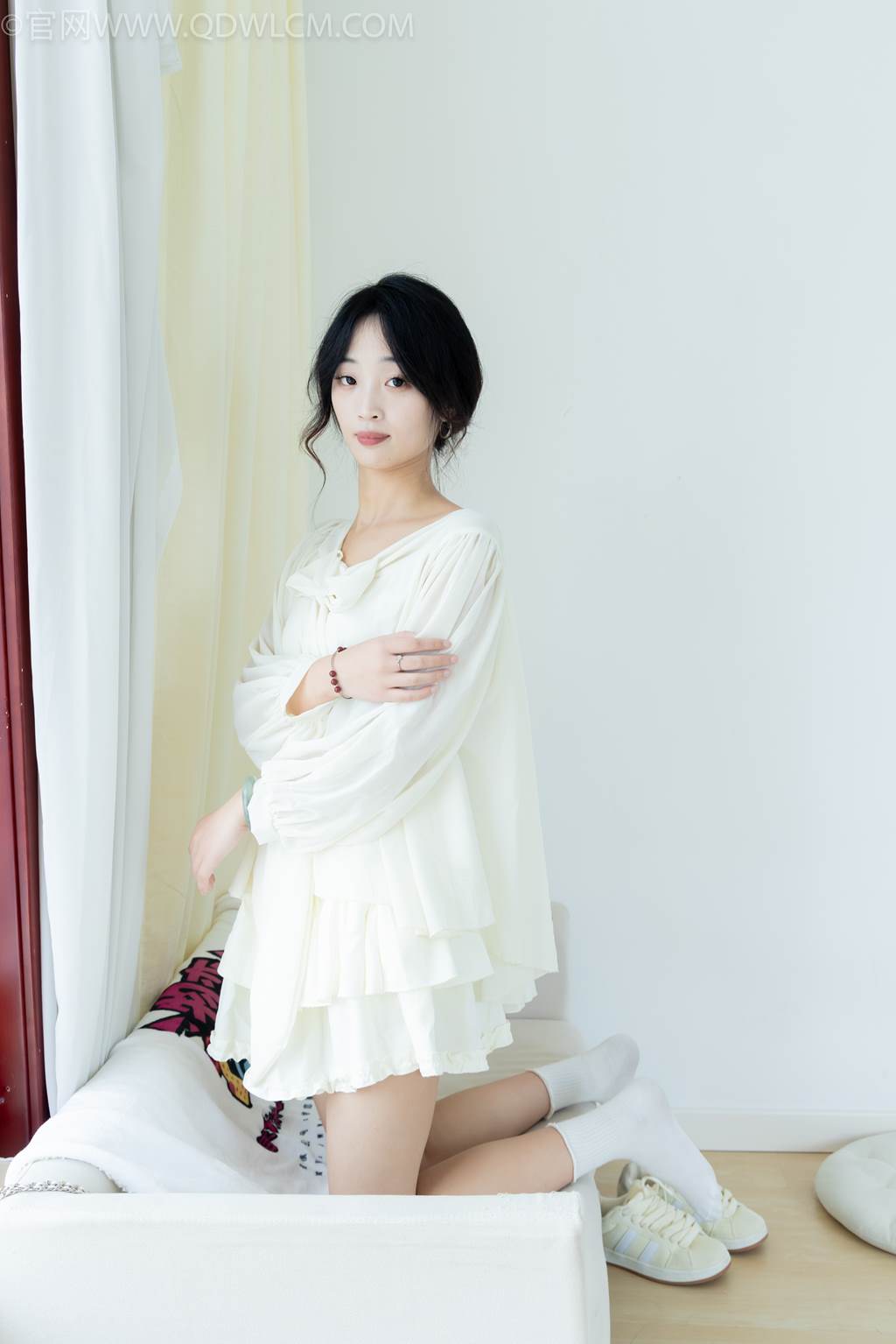 图片[81]-物恋传媒 NO.2489 南南-板鞋、白棉袜、裸足[150P] – 速更版-美库