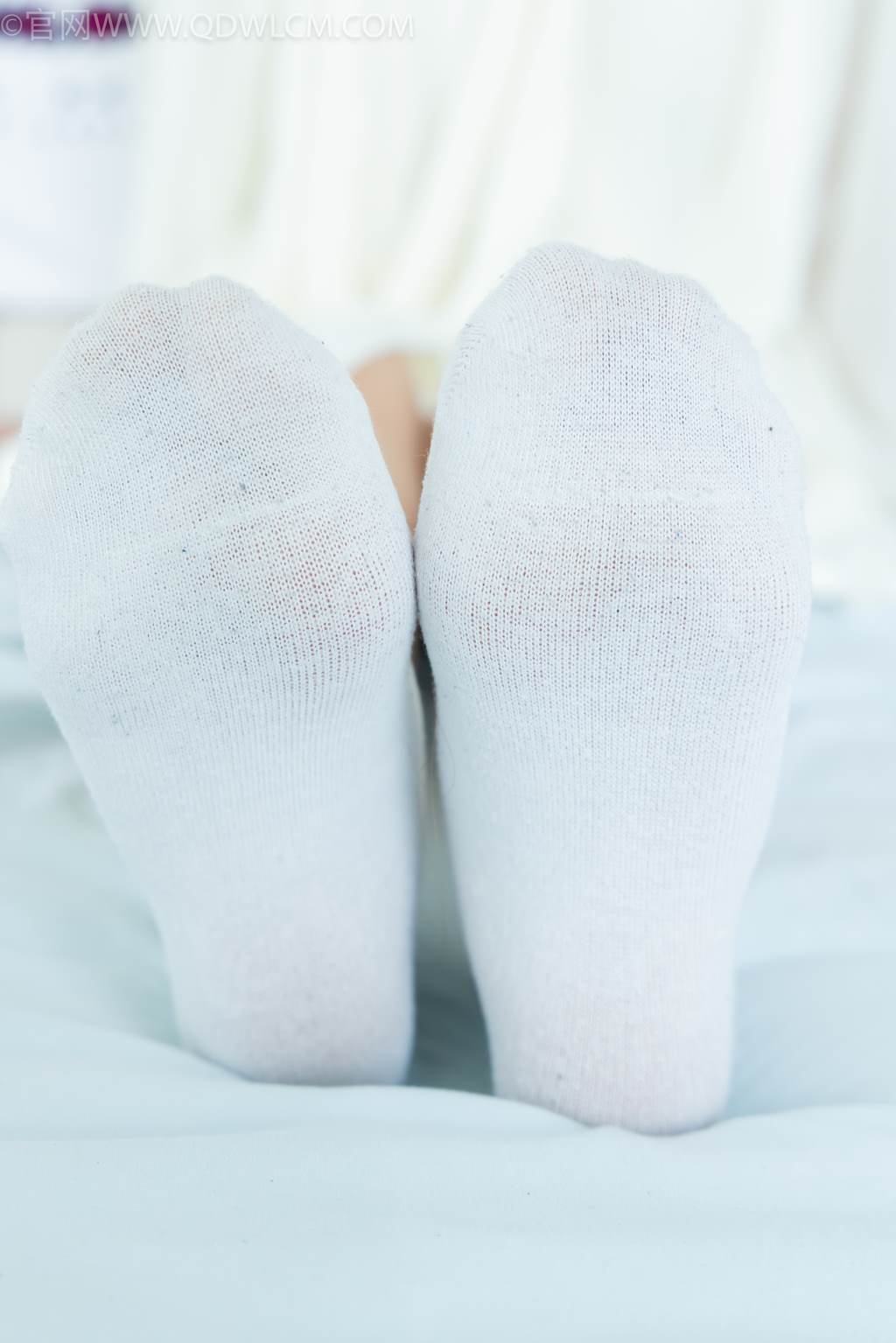 图片[98]-物恋传媒 NO.2489 南南-板鞋、白棉袜、裸足[150P] – 速更版-美库