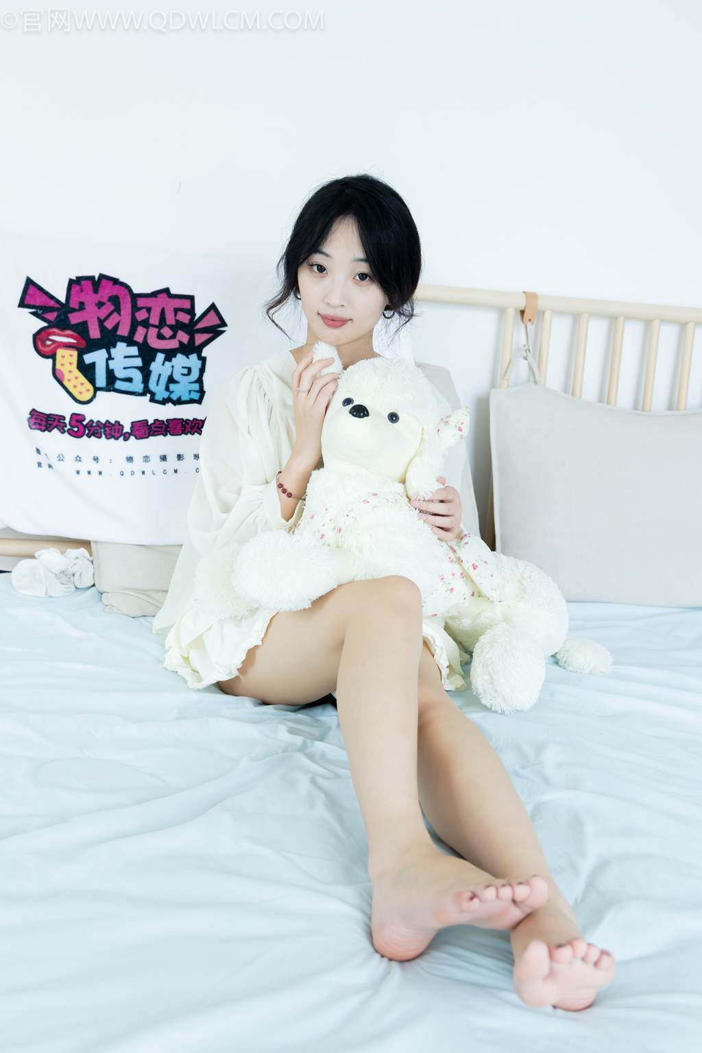 图片[104]-物恋传媒 NO.2489 南南-板鞋、白棉袜、裸足[150P] – 速更版-美库