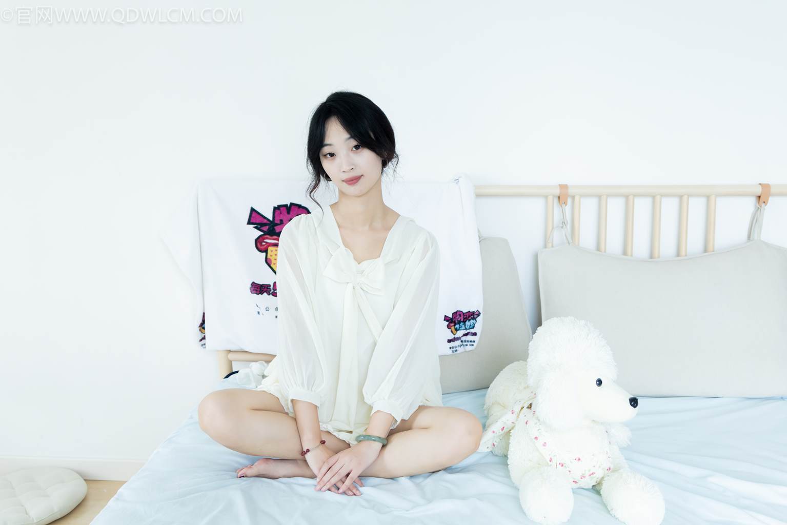 图片[132]-物恋传媒 NO.2489 南南-板鞋、白棉袜、裸足[150P] – 速更版-美库