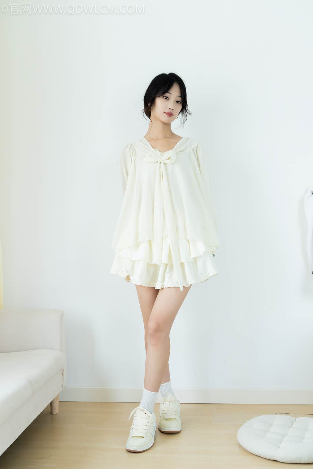 图片[143]-物恋传媒 NO.2489 南南-板鞋、白棉袜、裸足[150P] – 速更版-美库