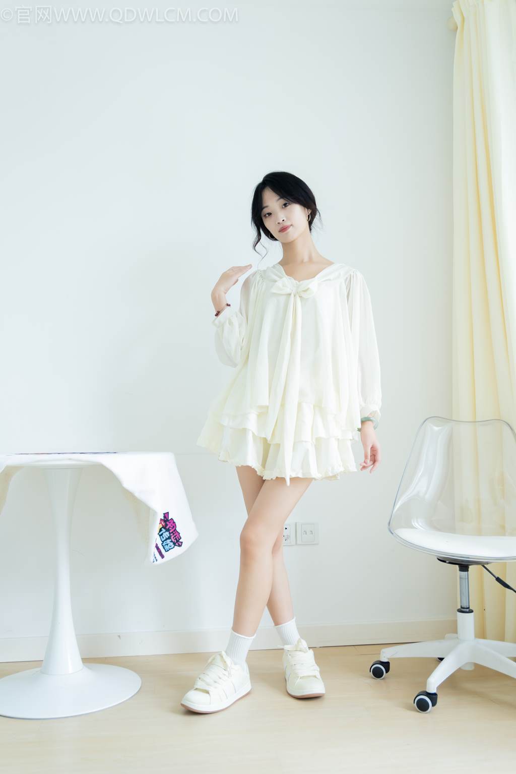 图片[145]-物恋传媒 NO.2489 南南-板鞋、白棉袜、裸足[150P] – 速更版-美库