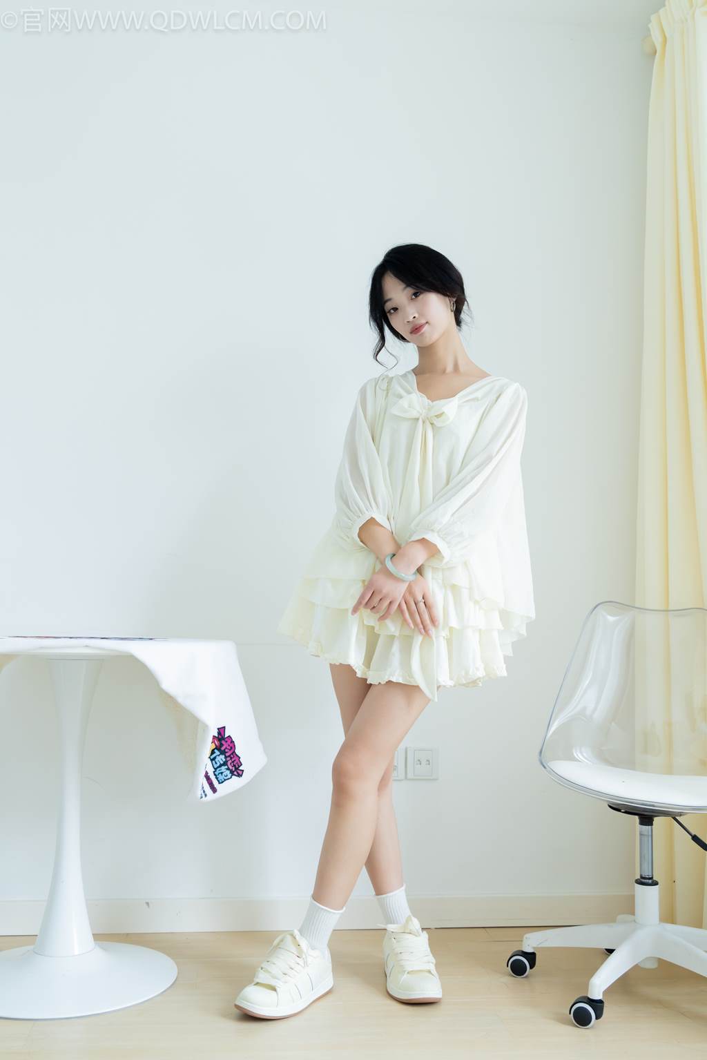 图片[147]-物恋传媒 NO.2489 南南-板鞋、白棉袜、裸足[150P] – 速更版-美库