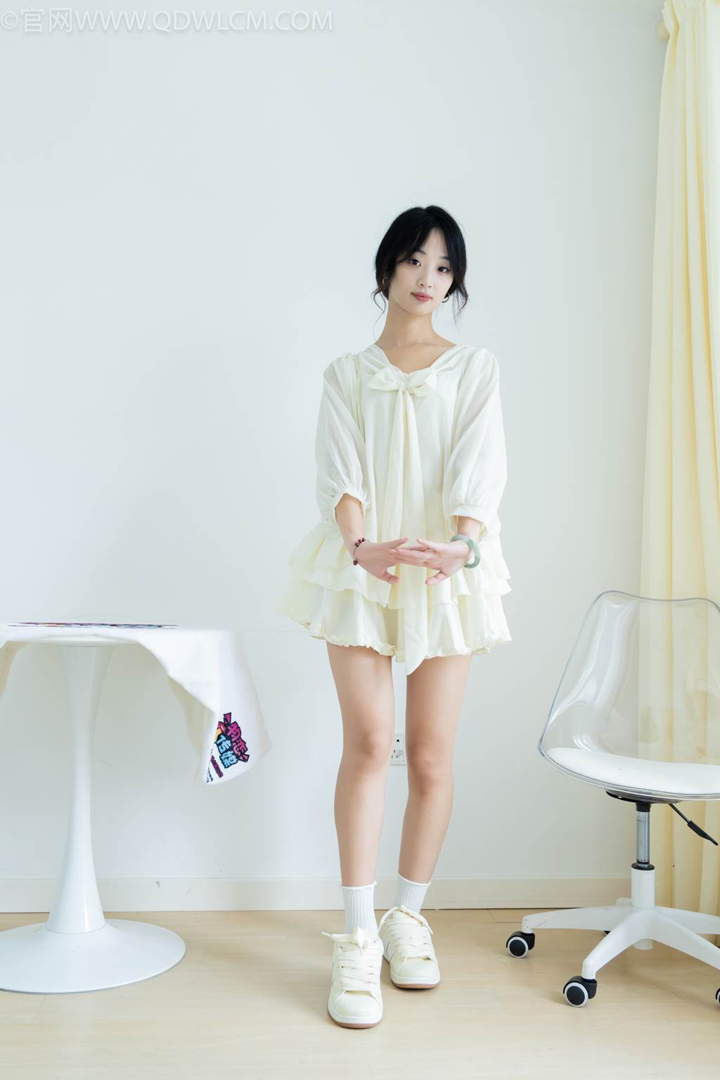 图片[151]-物恋传媒 NO.2489 南南-板鞋、白棉袜、裸足[150P] – 速更版-美库