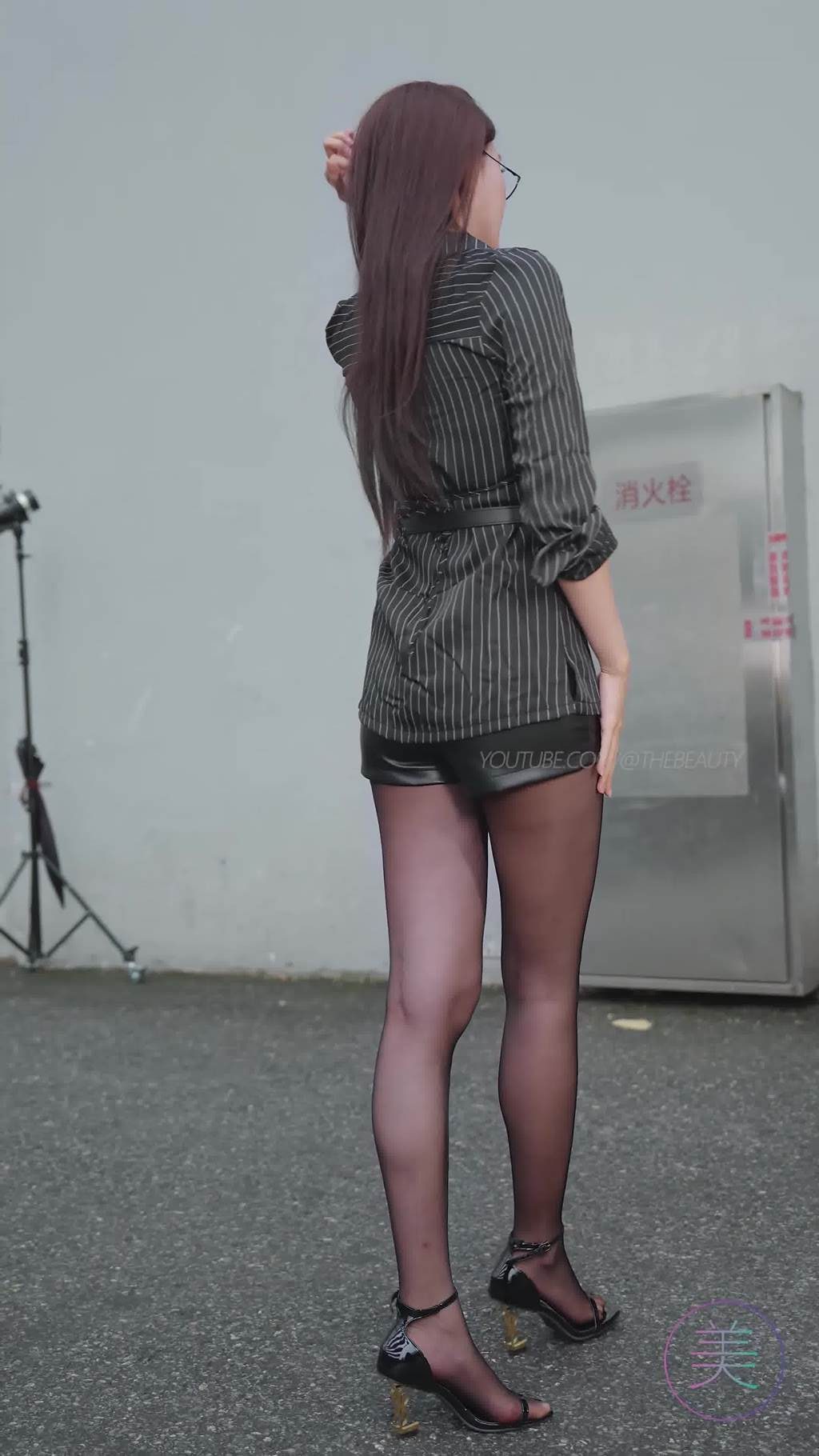 图片[31]-NO.1574 2024 广州车展 网红美女车模 beautyleg LOOKBOOK 30[30P] – 速更版-美库