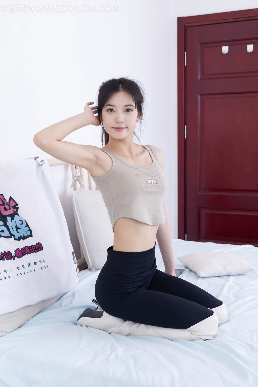 图片[16]-物恋传媒 NO.2490 茯苓-长靴、白棉袜、裸足[140P] – 速更版-美库