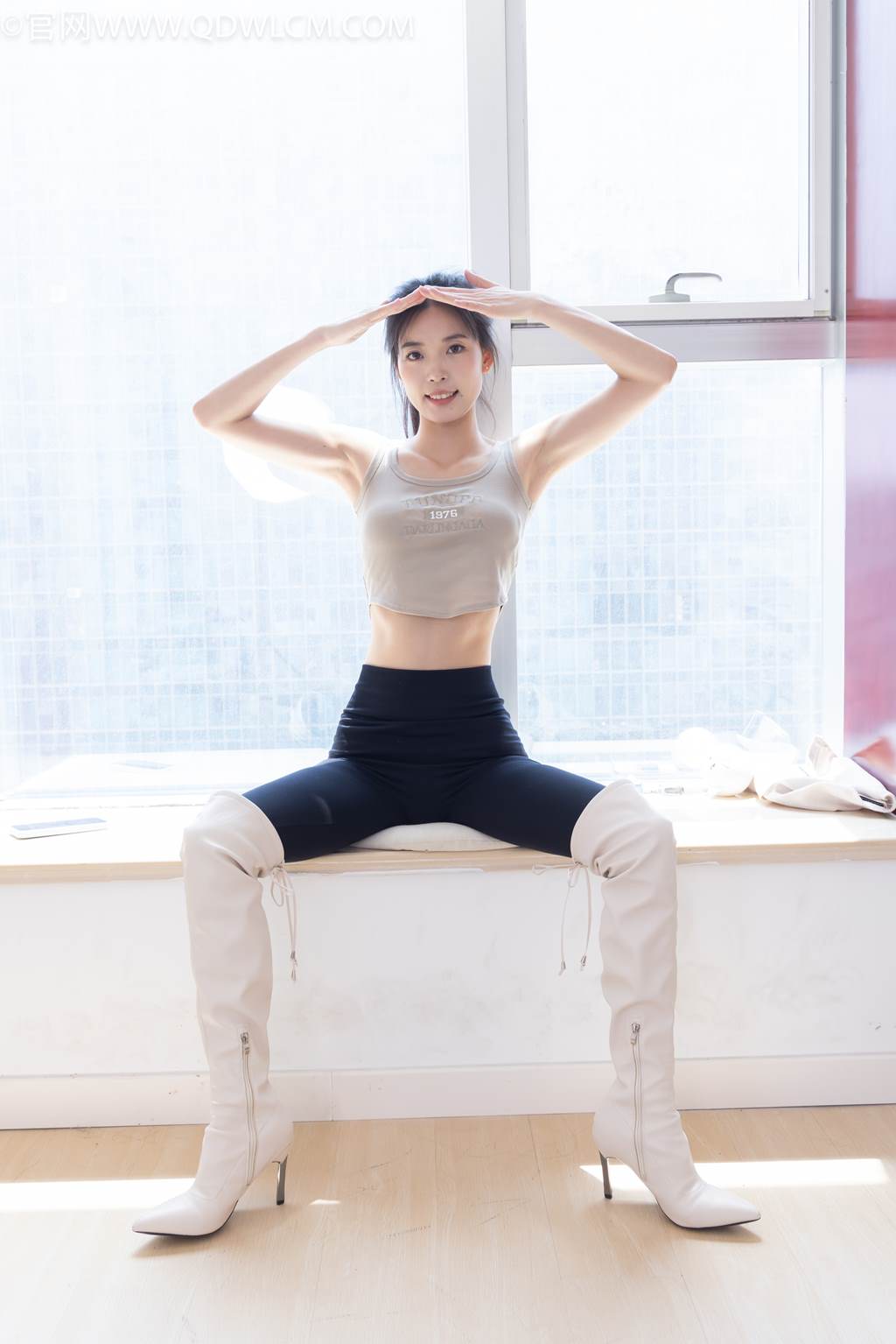 图片[23]-物恋传媒 NO.2490 茯苓-长靴、白棉袜、裸足[140P] – 速更版-美库