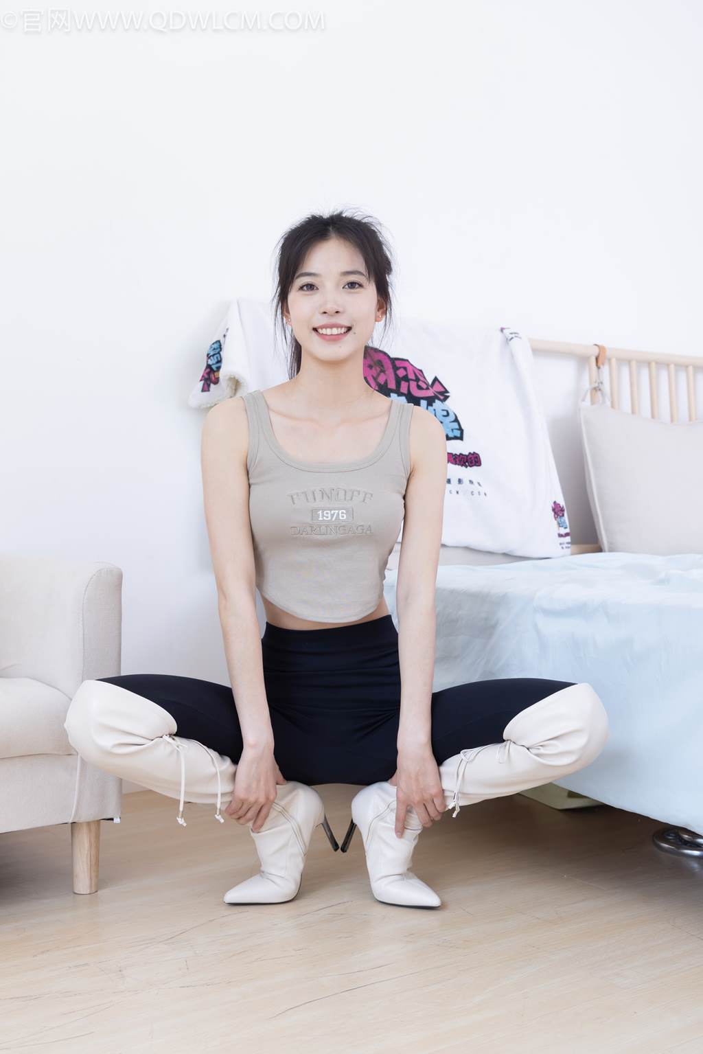 图片[24]-物恋传媒 NO.2490 茯苓-长靴、白棉袜、裸足[140P] – 速更版-美库