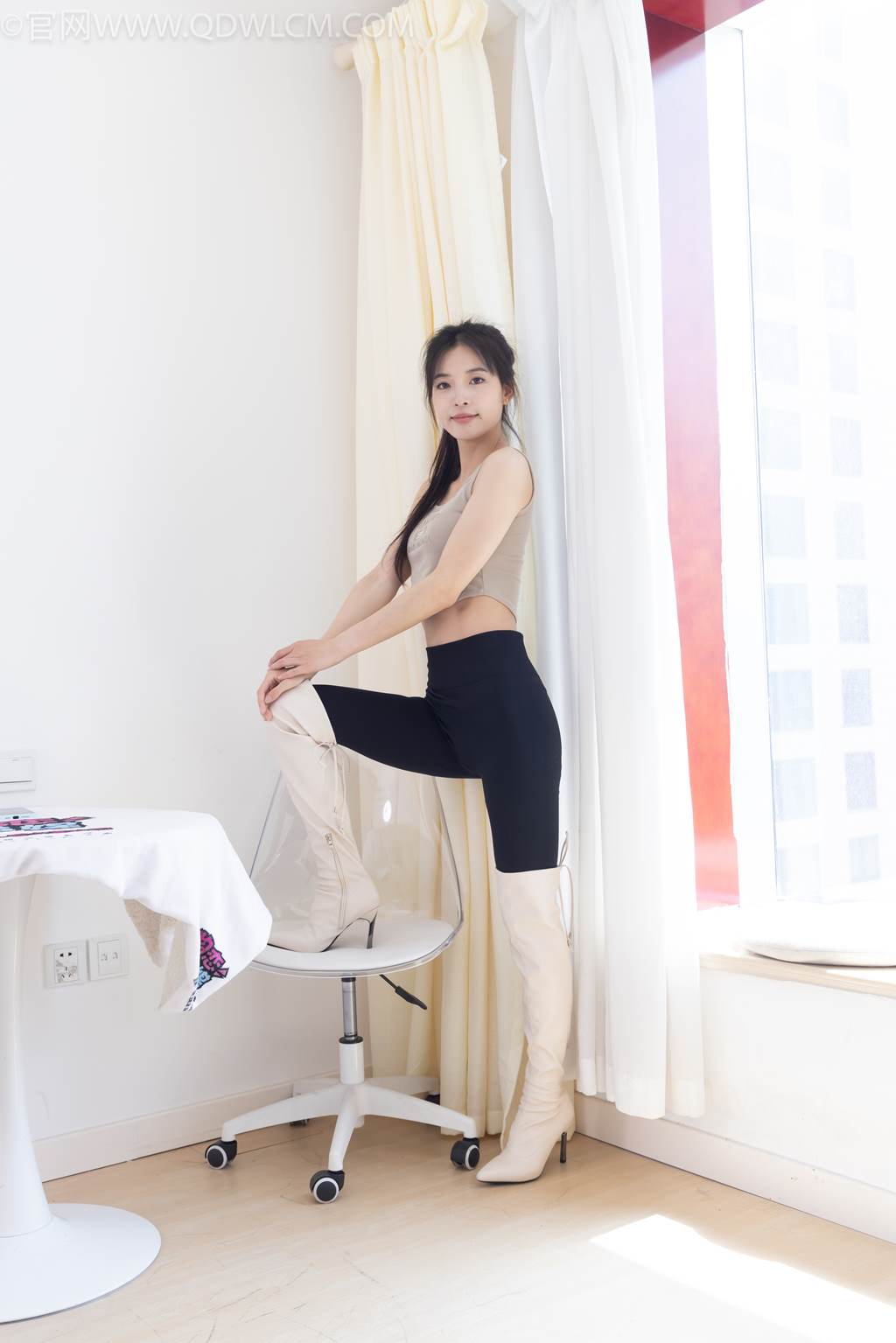 图片[58]-物恋传媒 NO.2490 茯苓-长靴、白棉袜、裸足[140P] – 速更版-美库