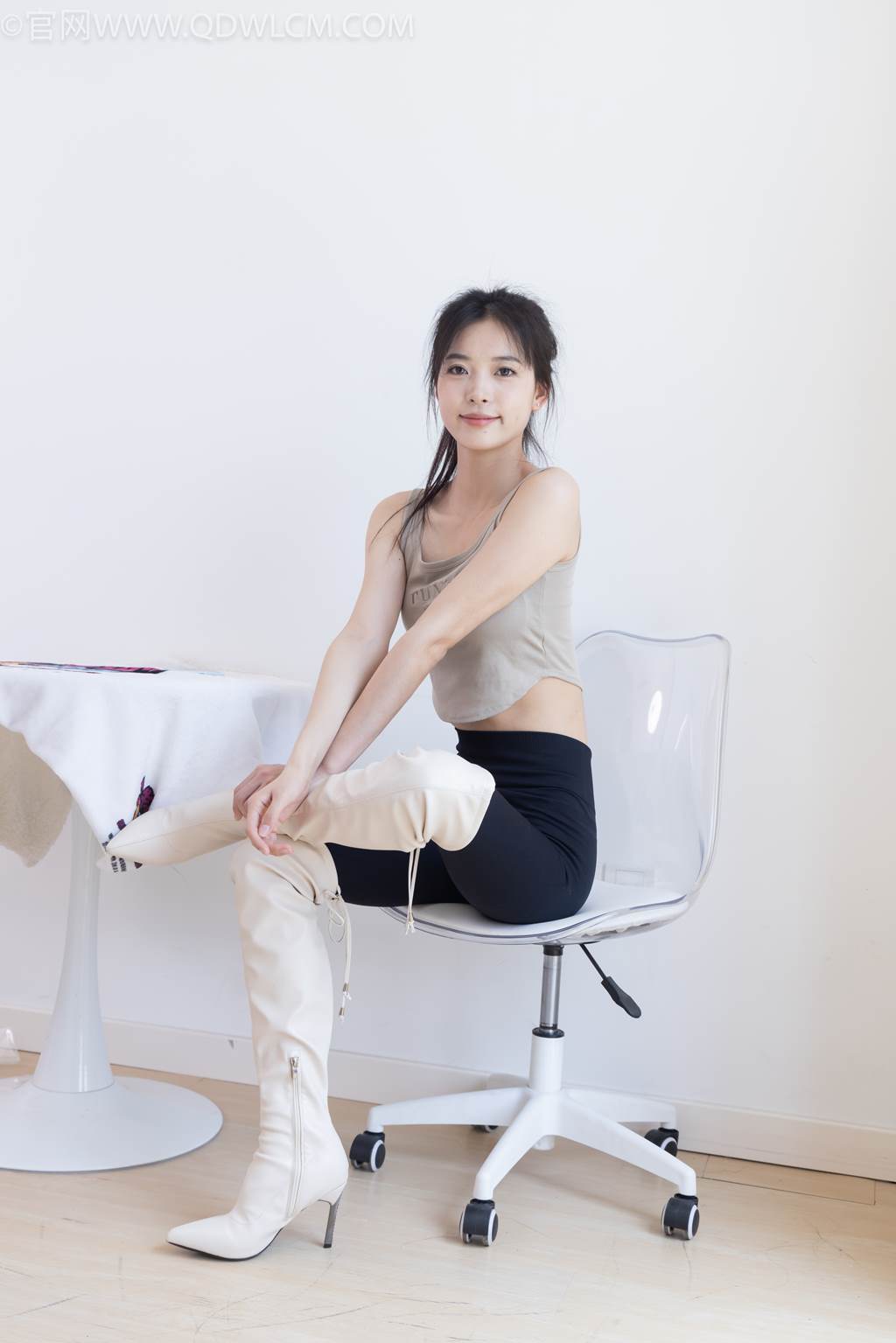 图片[99]-物恋传媒 NO.2490 茯苓-长靴、白棉袜、裸足[140P] – 速更版-美库