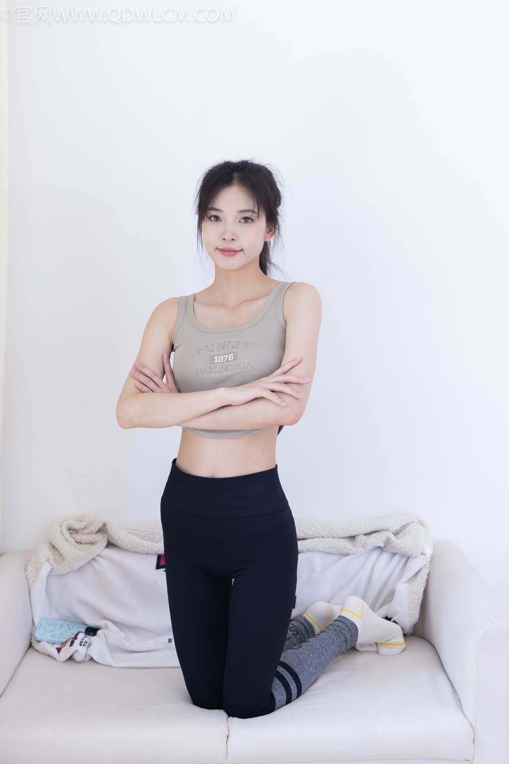 图片[121]-物恋传媒 NO.2490 茯苓-长靴、白棉袜、裸足[140P] – 速更版-美库