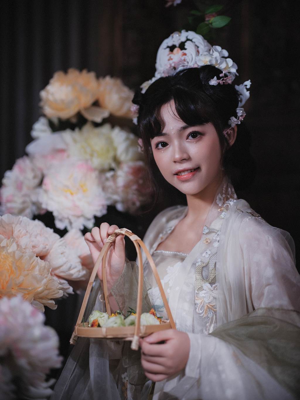 图片[47]-[YITUYU艺图语]2022.11.05 花神 芋圆圆鹅[47+1P] – 速更版-美库