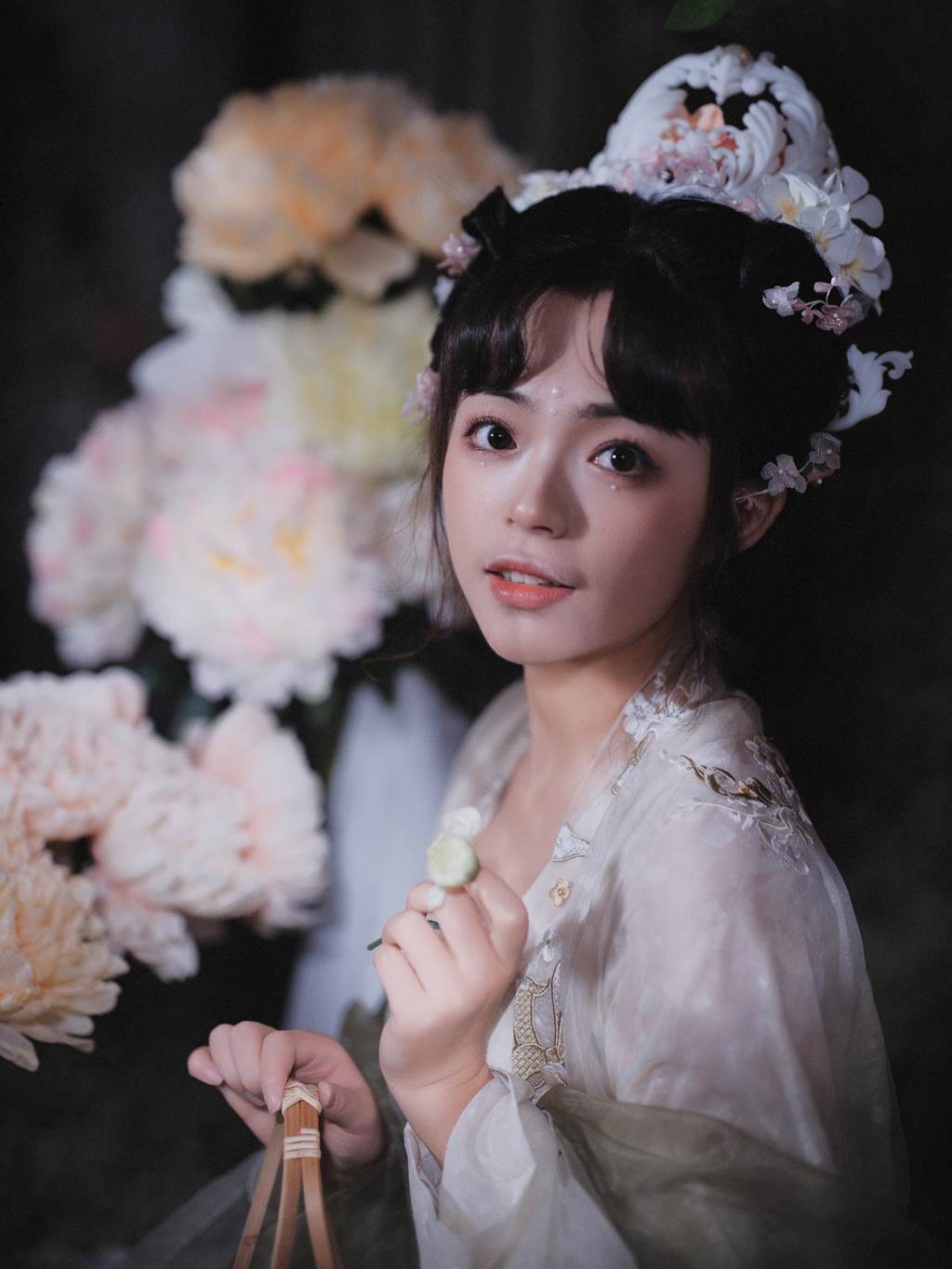 图片[48]-[YITUYU艺图语]2022.11.05 花神 芋圆圆鹅[47+1P] – 速更版-美库