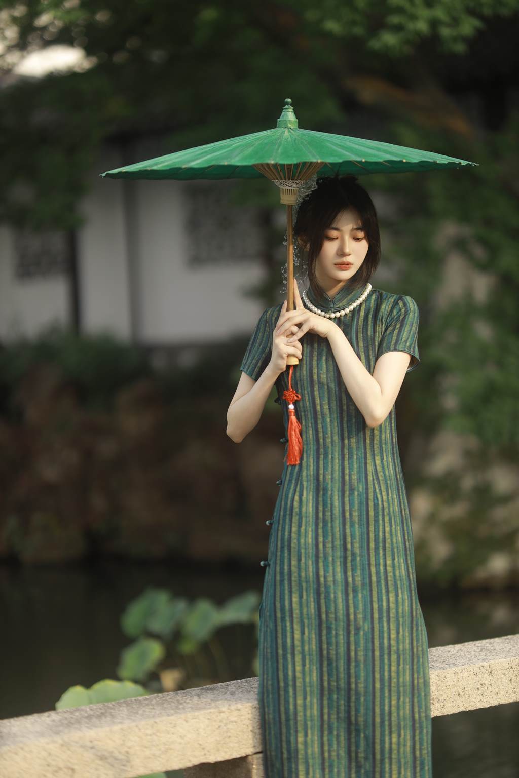 图片[16]-[YITUYU艺图语]2022.11.05 绿意旗袍 Elikaka[35+1P] – 速更版-美库