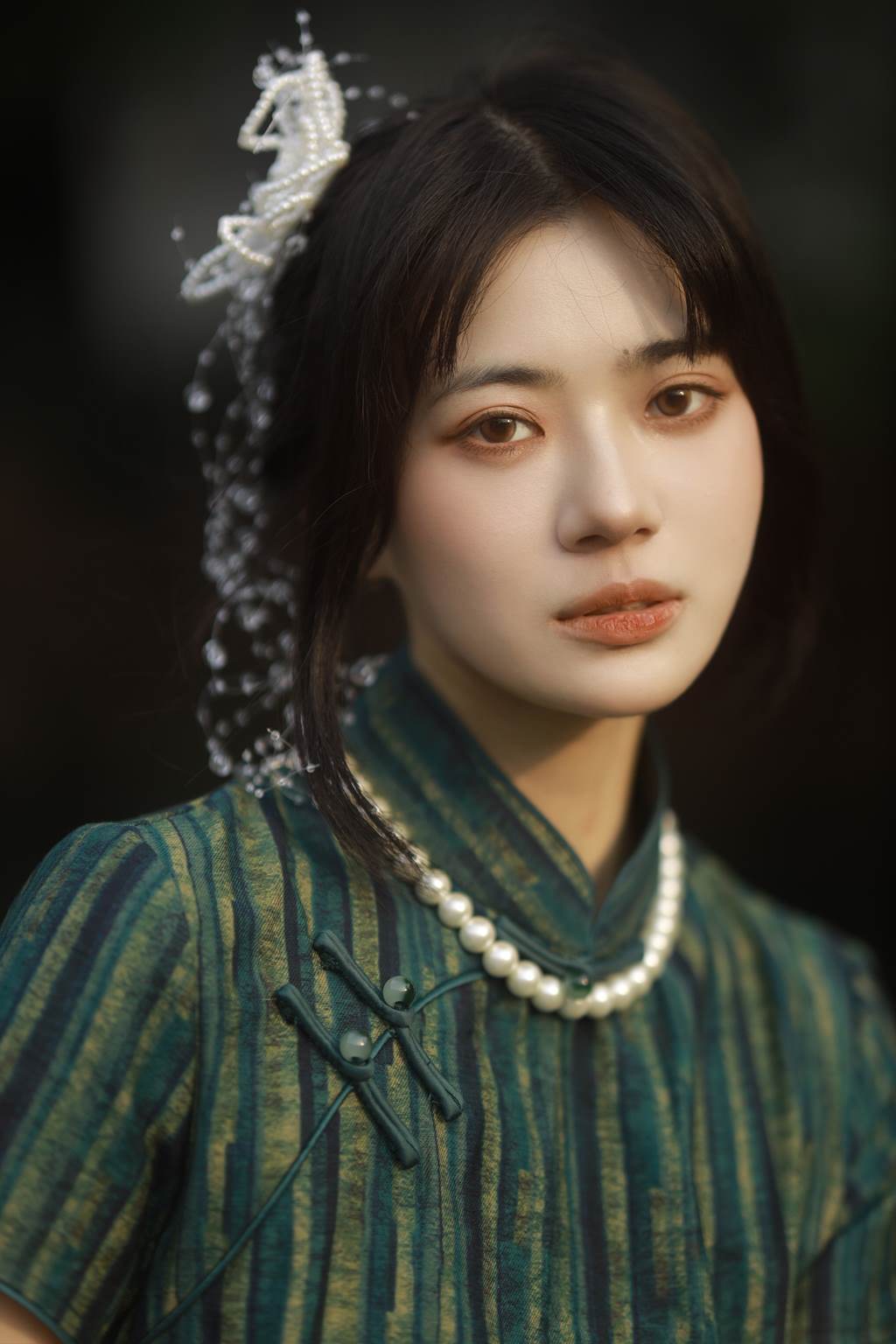 图片[18]-[YITUYU艺图语]2022.11.05 绿意旗袍 Elikaka[35+1P] – 速更版-美库