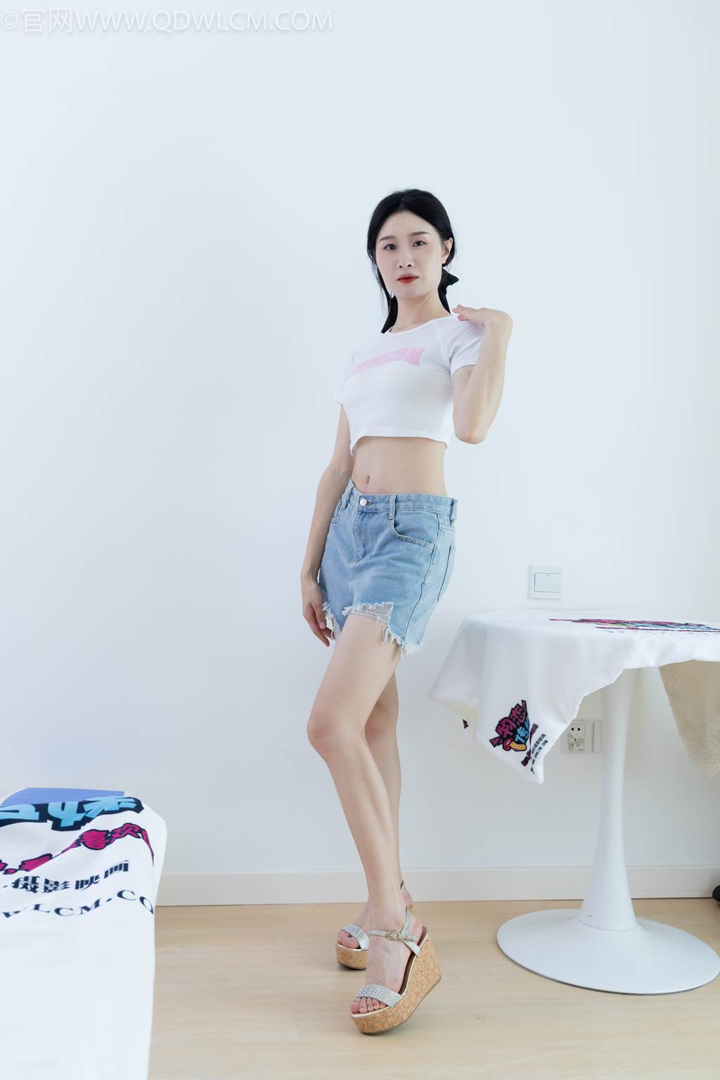 图片[23]-物恋传媒 NO.2492 绒绒-高跟凉鞋、薄白丝、裸足[167P] – 速更版-美库