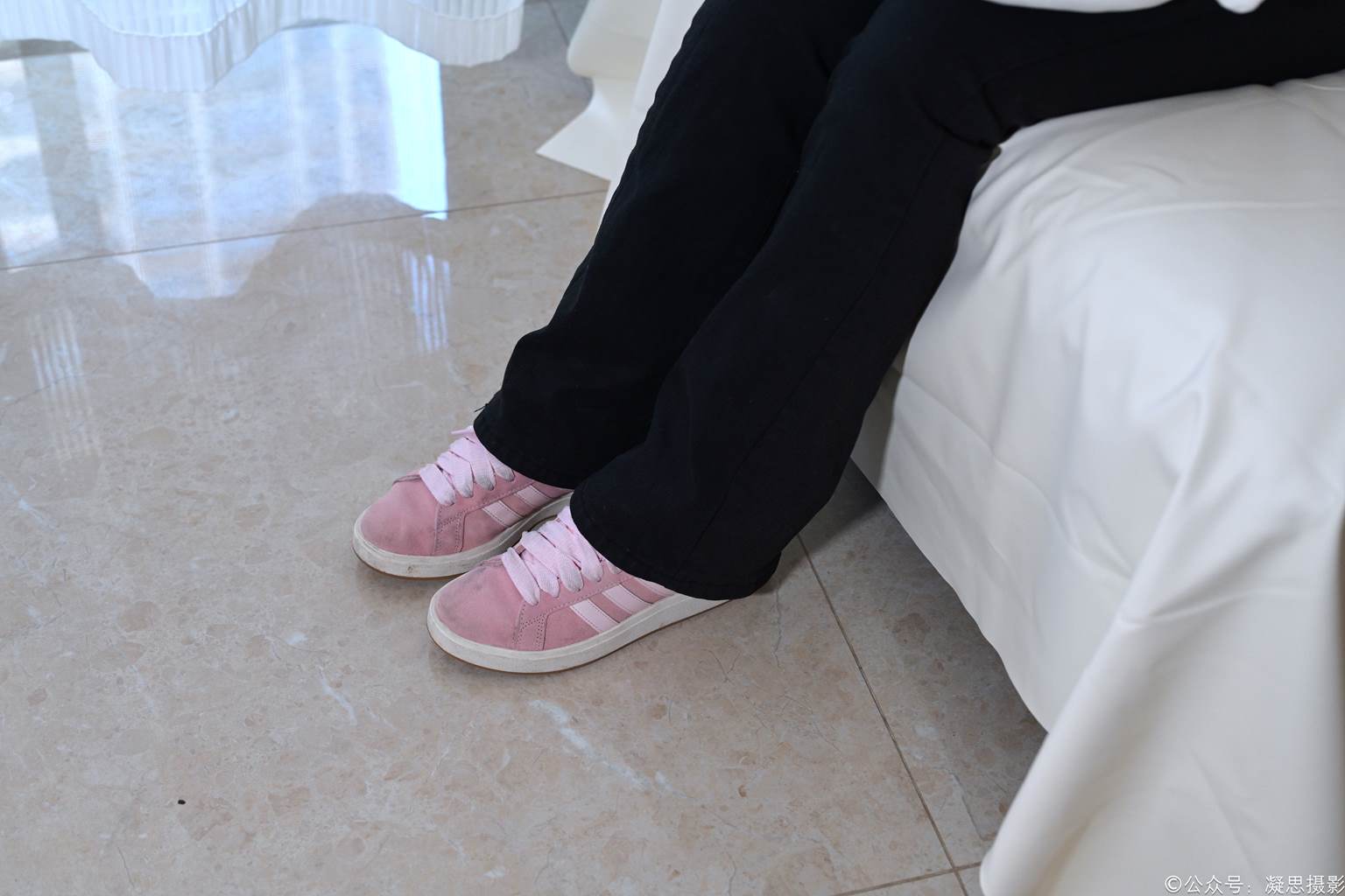 图片[18]-凝思摄影 NO.013 铃铃-T恤、短白袜、平底鞋[139P] – 速更版-美库