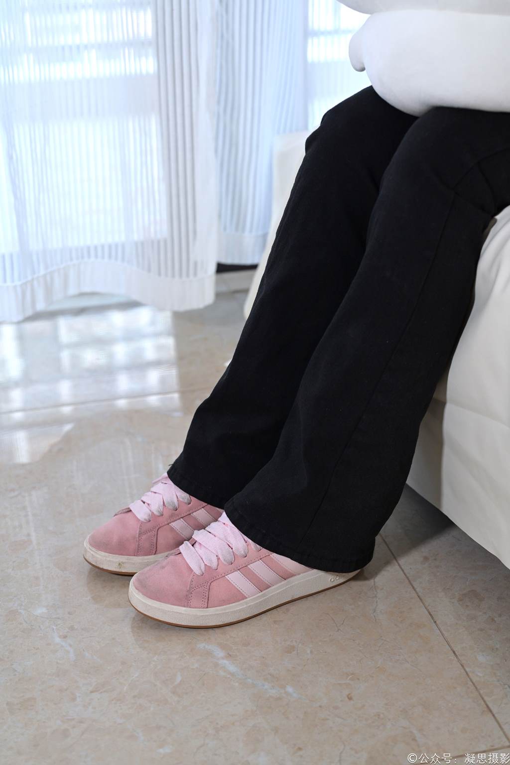 图片[19]-凝思摄影 NO.013 铃铃-T恤、短白袜、平底鞋[139P] – 速更版-美库