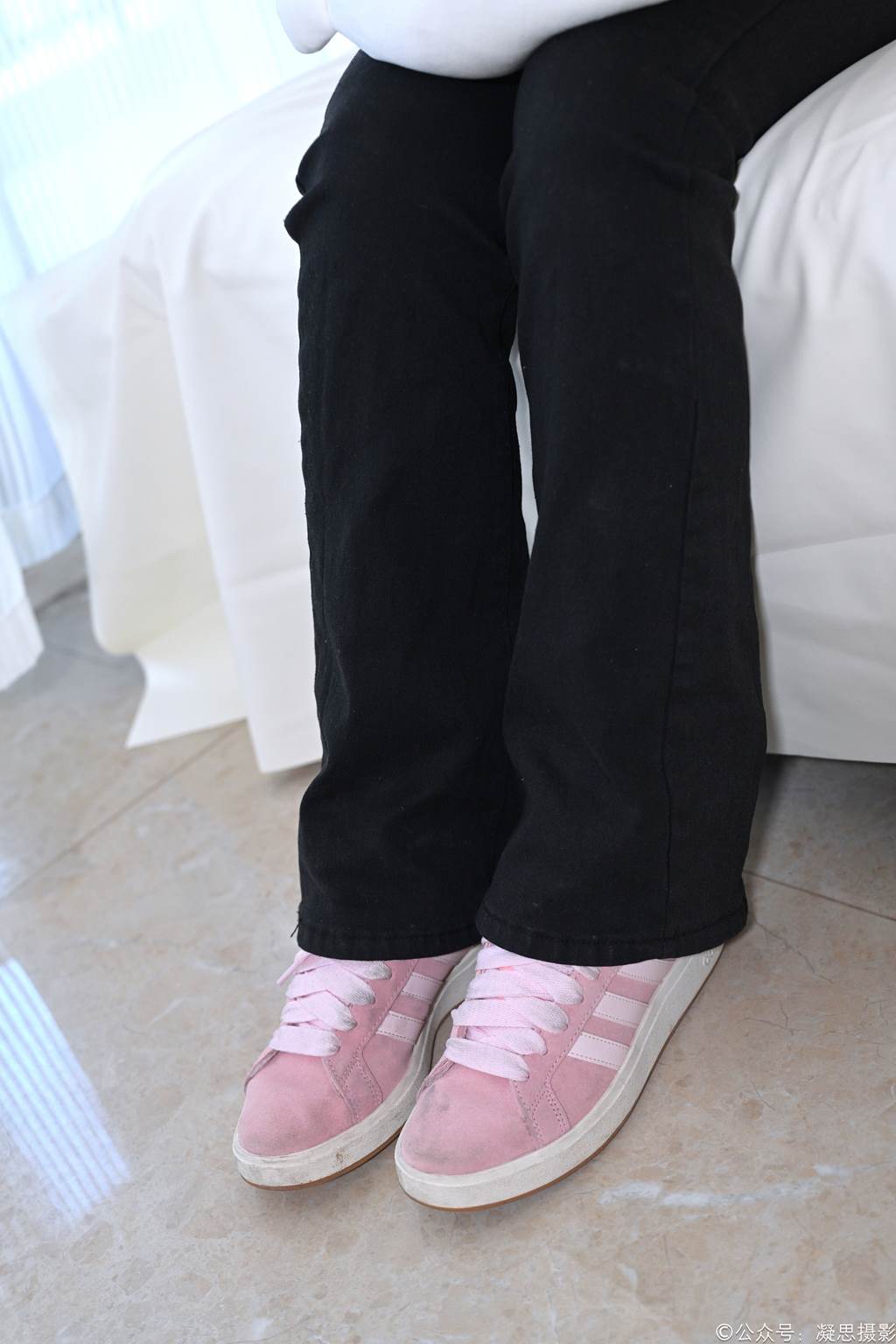 图片[21]-凝思摄影 NO.013 铃铃-T恤、短白袜、平底鞋[139P] – 速更版-美库