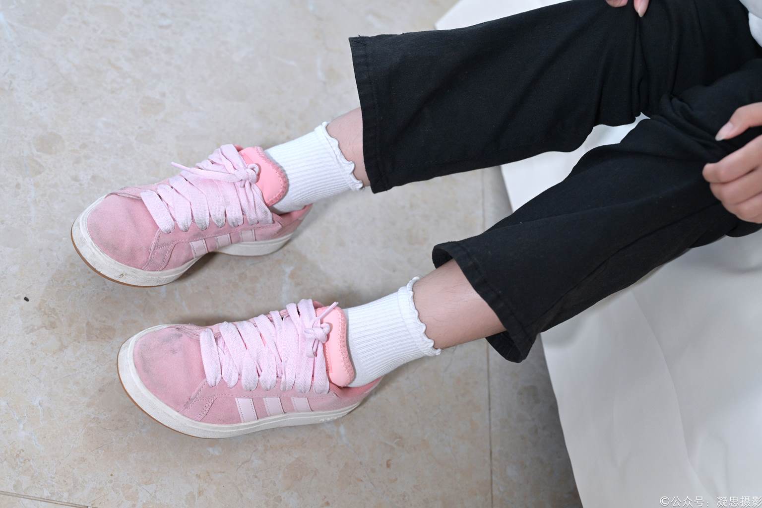 图片[26]-凝思摄影 NO.013 铃铃-T恤、短白袜、平底鞋[139P] – 速更版-美库