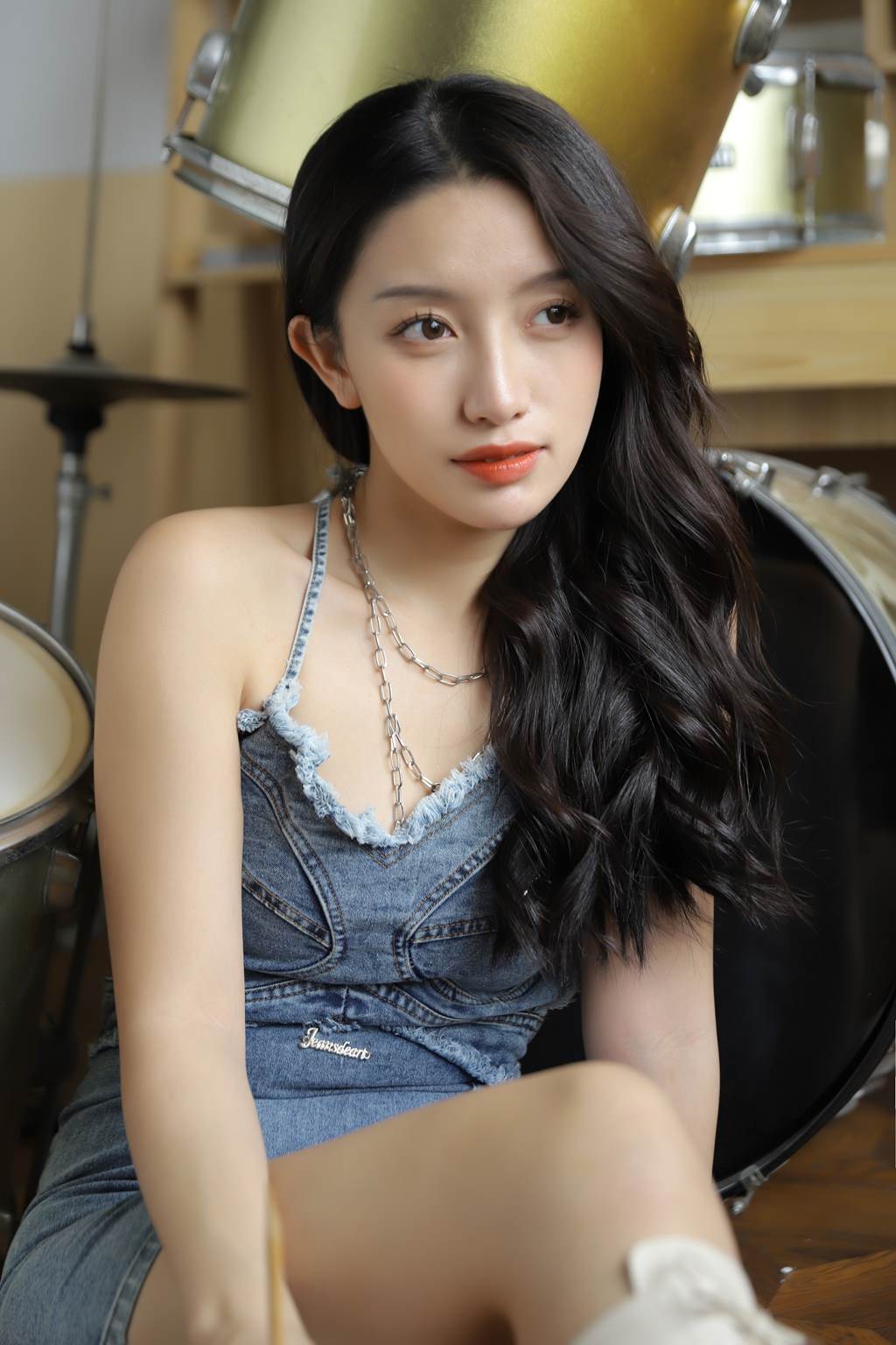 图片[26]-[YITUYU艺图语]2022.11.06 流浪鼓手 柠萌婧啊[35+1P] – 速更版-美库