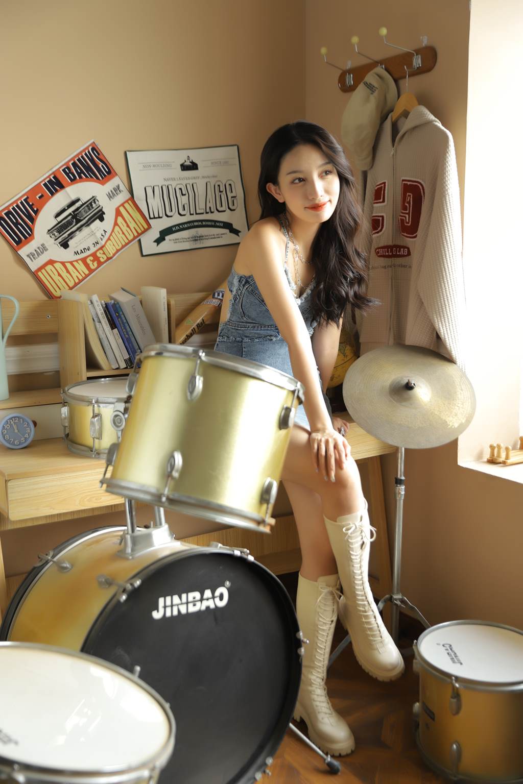 图片[32]-[YITUYU艺图语]2022.11.06 流浪鼓手 柠萌婧啊[35+1P] – 速更版-美库