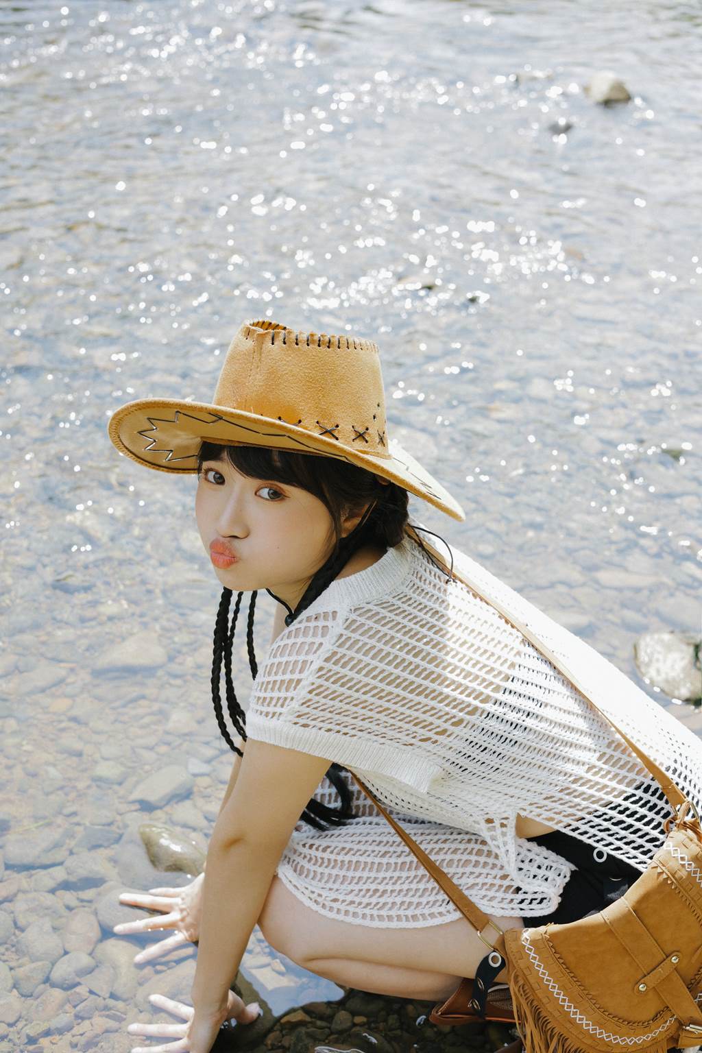 图片[16]-[YITUYU艺图语]2022.11.06 山涧溪水的欢快 蓝胖子-[26+1P] – 速更版-美库