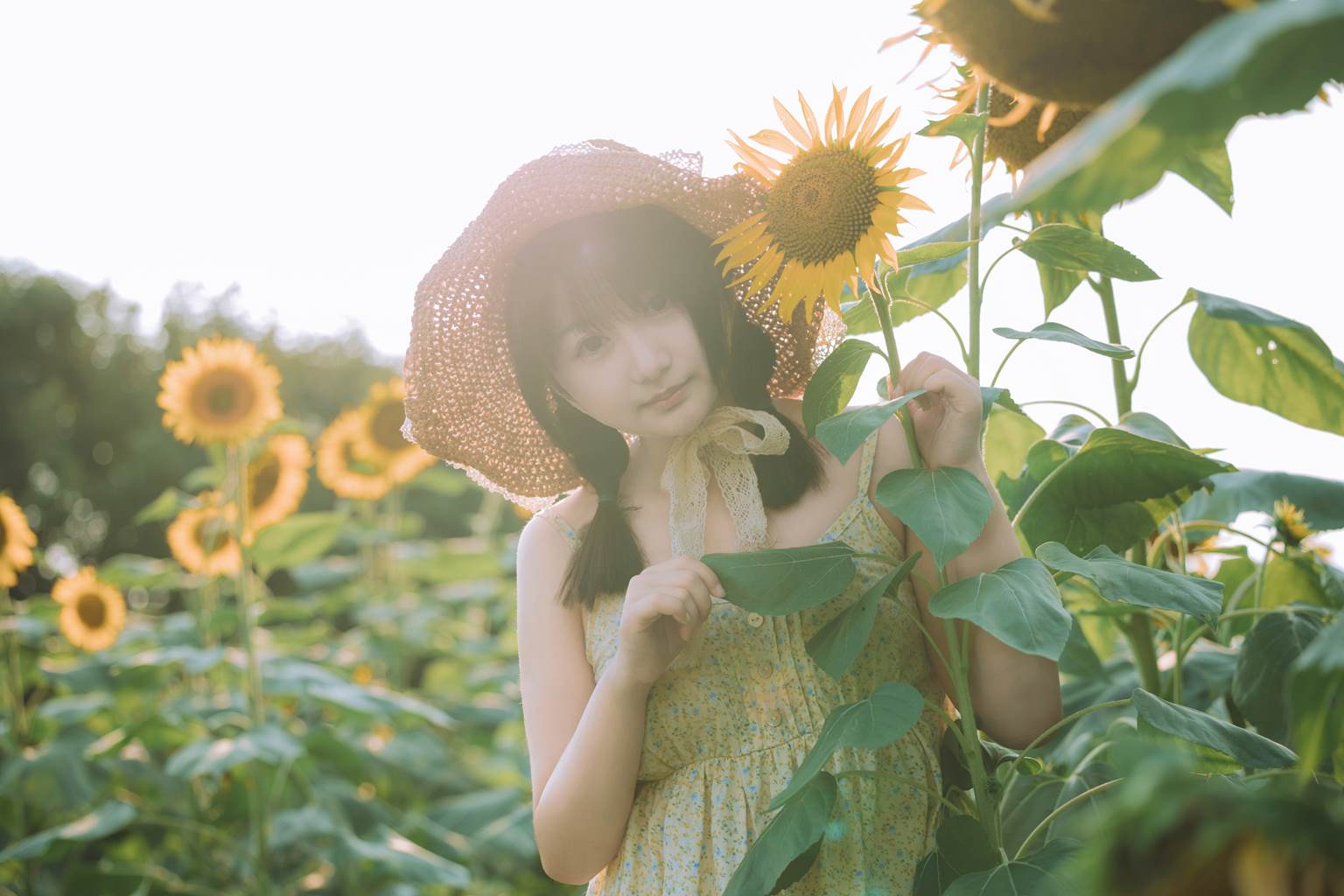 图片[13]-[YITUYU艺图语]2022.11.06 向阳而生 金盏璃[25+1P] – 速更版-美库