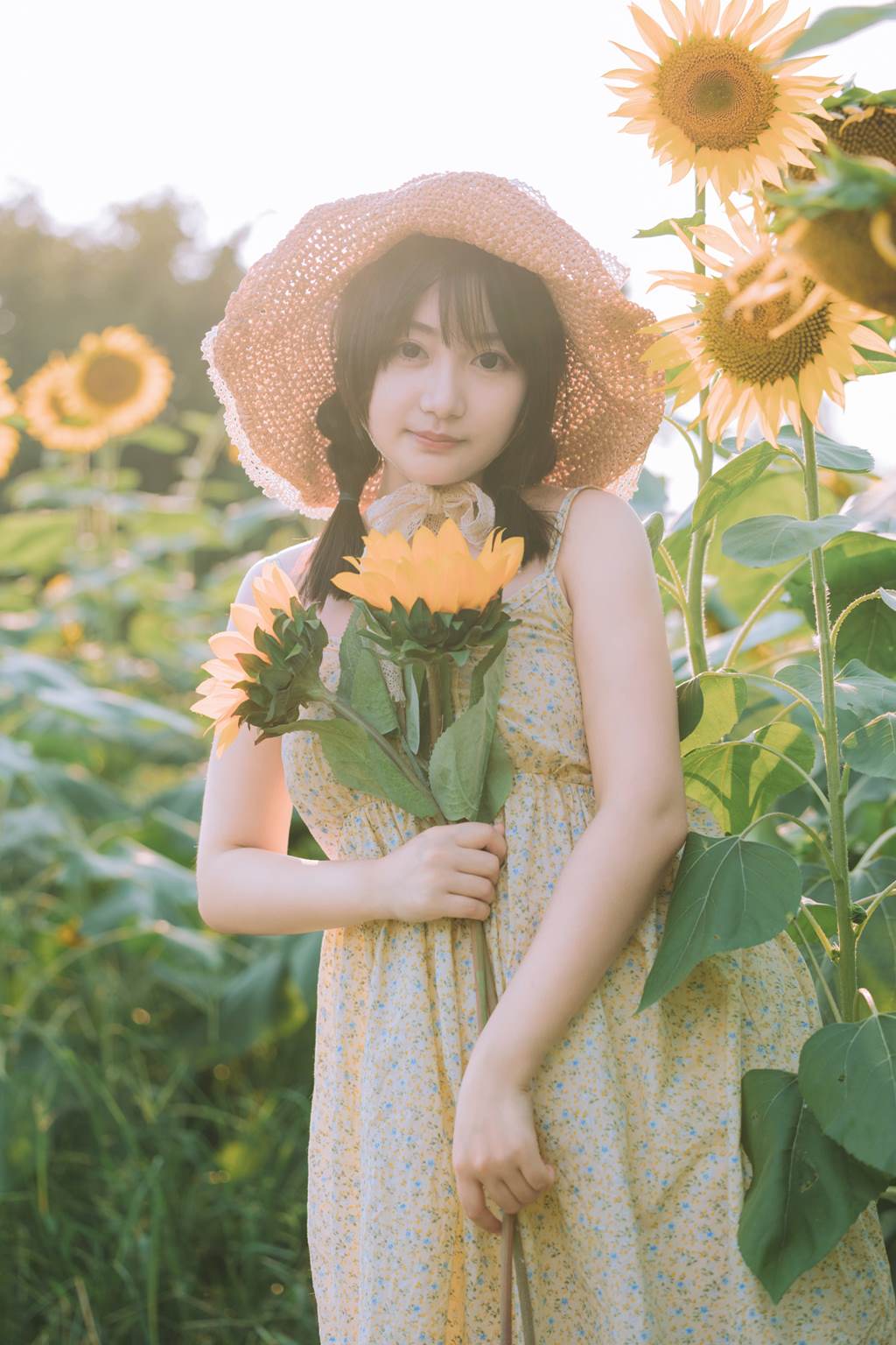 图片[15]-[YITUYU艺图语]2022.11.06 向阳而生 金盏璃[25+1P] – 速更版-美库