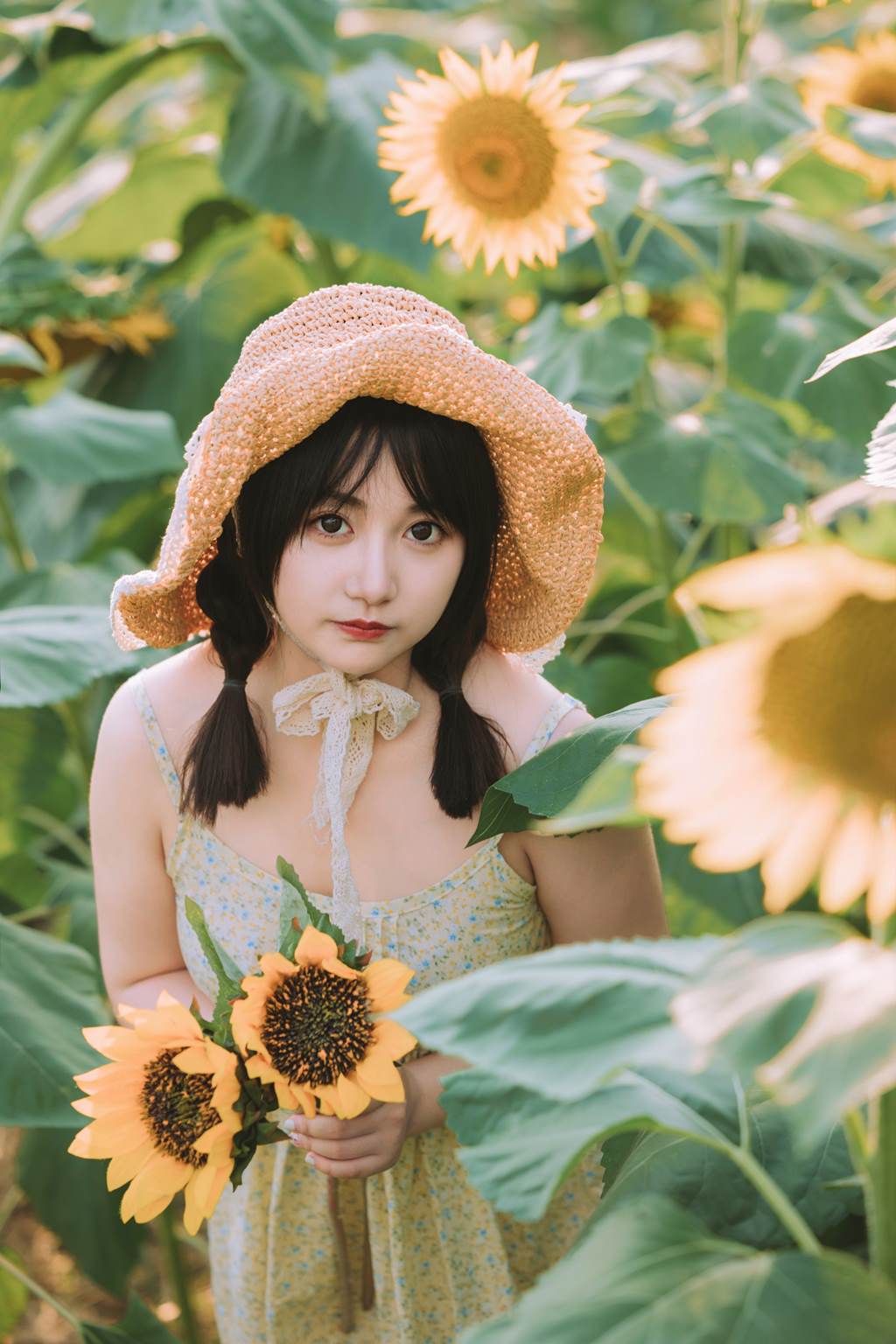 图片[23]-[YITUYU艺图语]2022.11.06 向阳而生 金盏璃[25+1P] – 速更版-美库