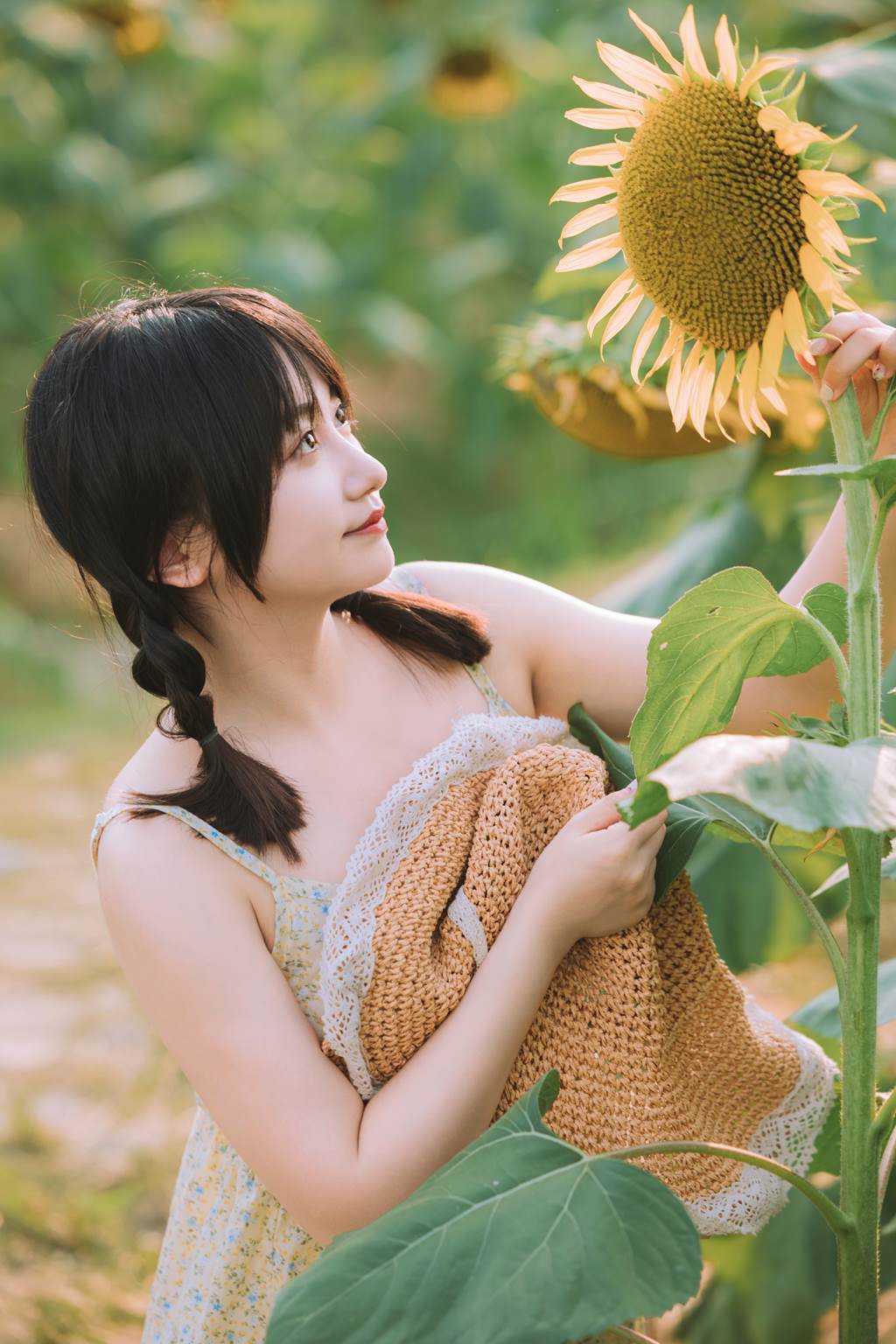 图片[25]-[YITUYU艺图语]2022.11.06 向阳而生 金盏璃[25+1P] – 速更版-美库