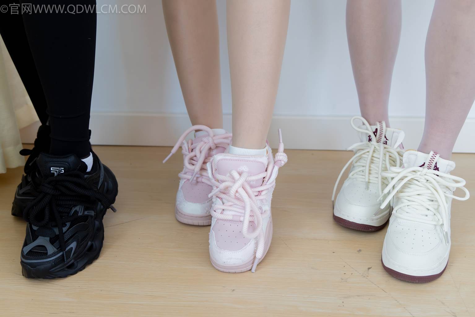 图片[18]-物恋传媒 NO.2493 奶糖&茯苓&小曦-瑜伽裤、运动鞋、白棉袜、薄肉色、白色、黑色丝[144P] – 速更版-美库