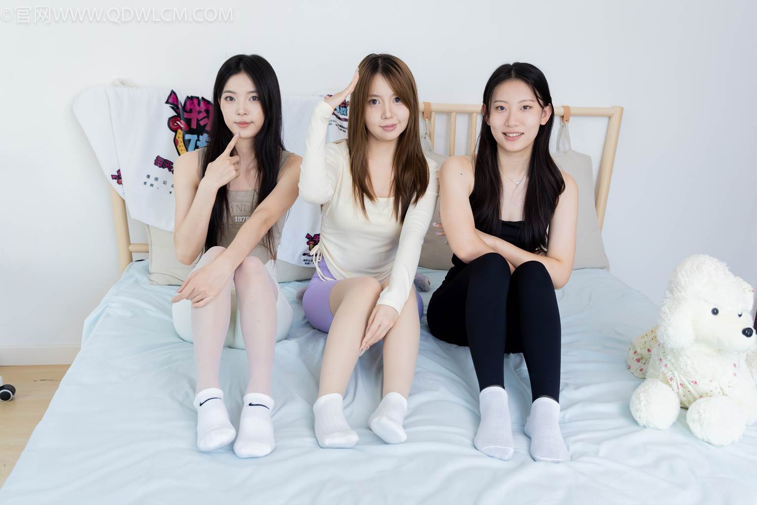 图片[38]-物恋传媒 NO.2493 奶糖&茯苓&小曦-瑜伽裤、运动鞋、白棉袜、薄肉色、白色、黑色丝[144P] – 速更版-美库